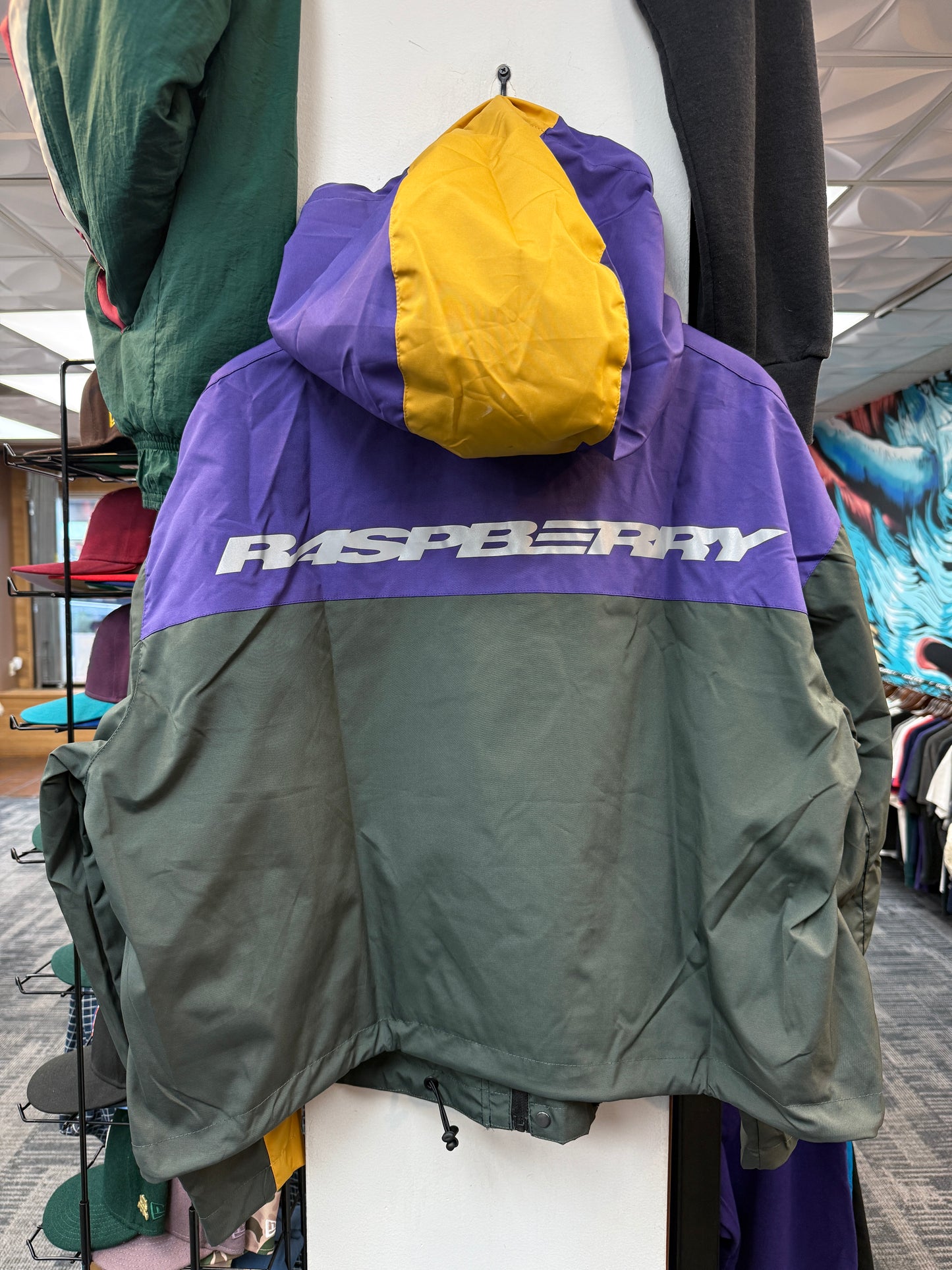 New GV Rasperry Hills Shanghai Jacket