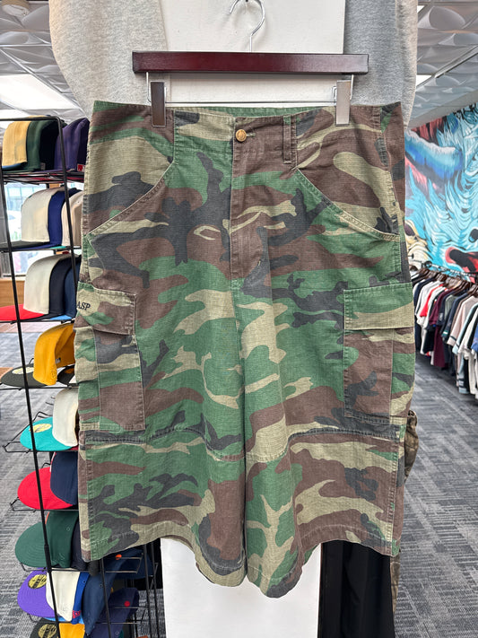 GV Raspberry Hills Camo Shorts That Look Like Pants