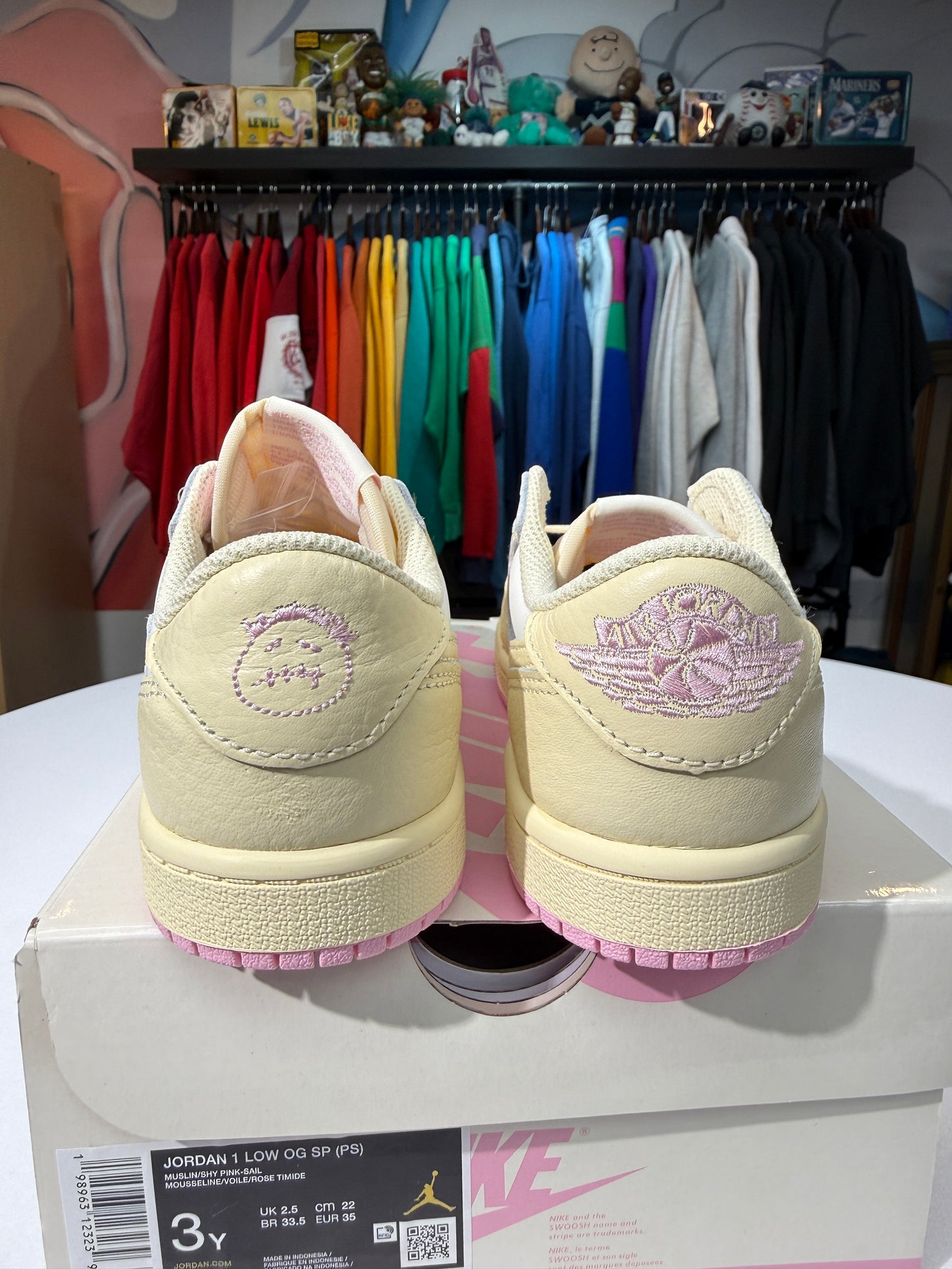 New Shy Pink Travis Scott Jordan 1 Low