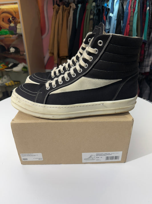 Preowned Rick Owens Vintage High Sneaker