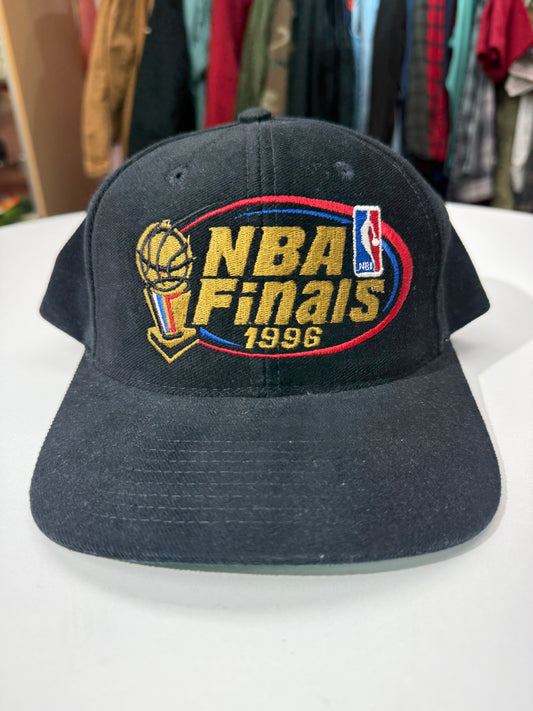 Vintage 1996 NBA Finals Suede Snap