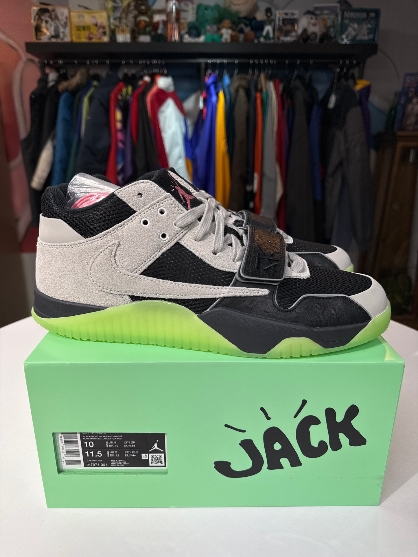 New Jumpman Jack Travis Scott x Chase B