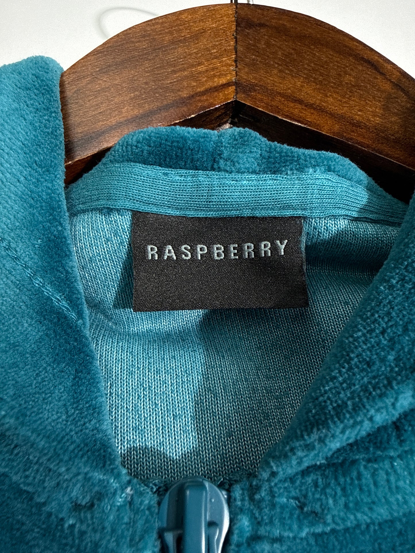 New GV Raspberry Hills Paris Hilton Velour Zip Up