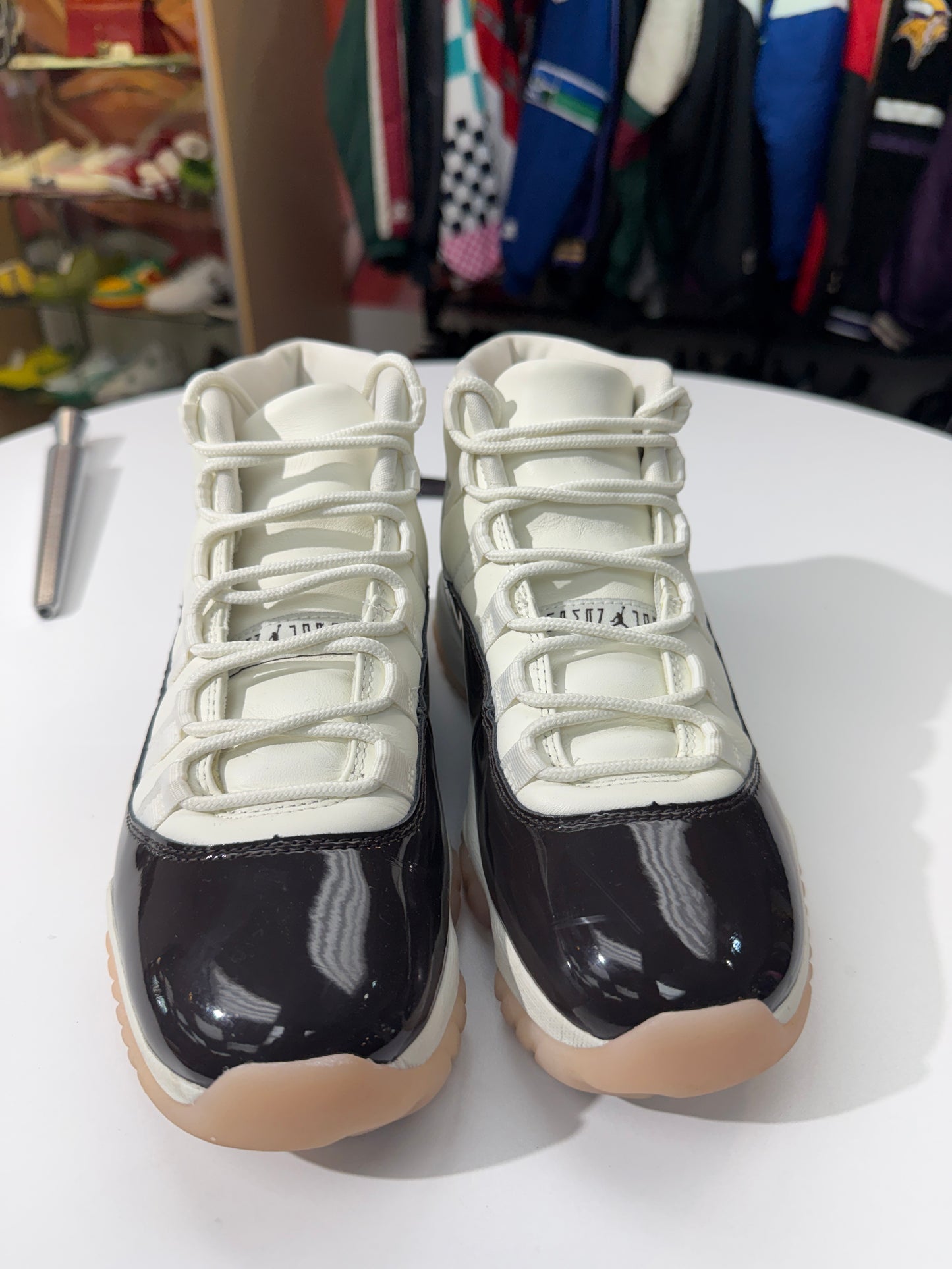 Preowned Neopolitan Jordan 11