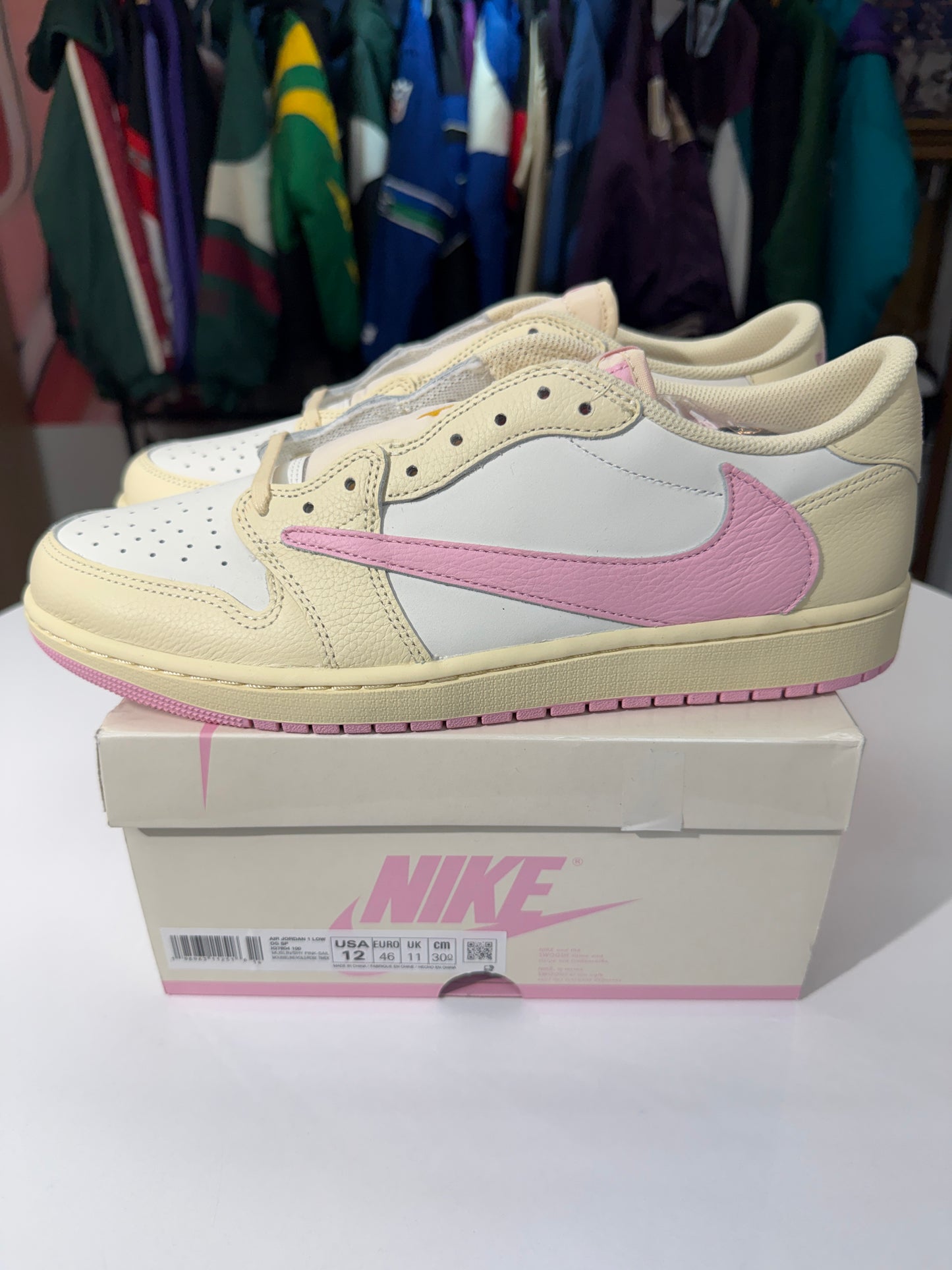 New Shy Pink Travis Scott Jordan 1 Low