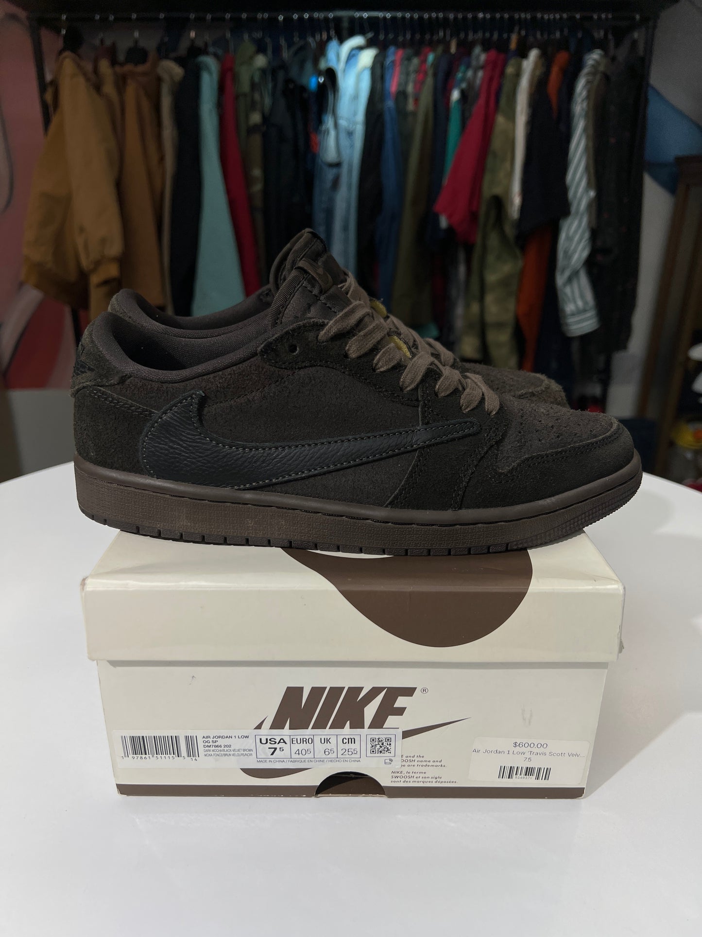 Preowned Jordan 1 Low OG SP Travis Scott Velvet Brown