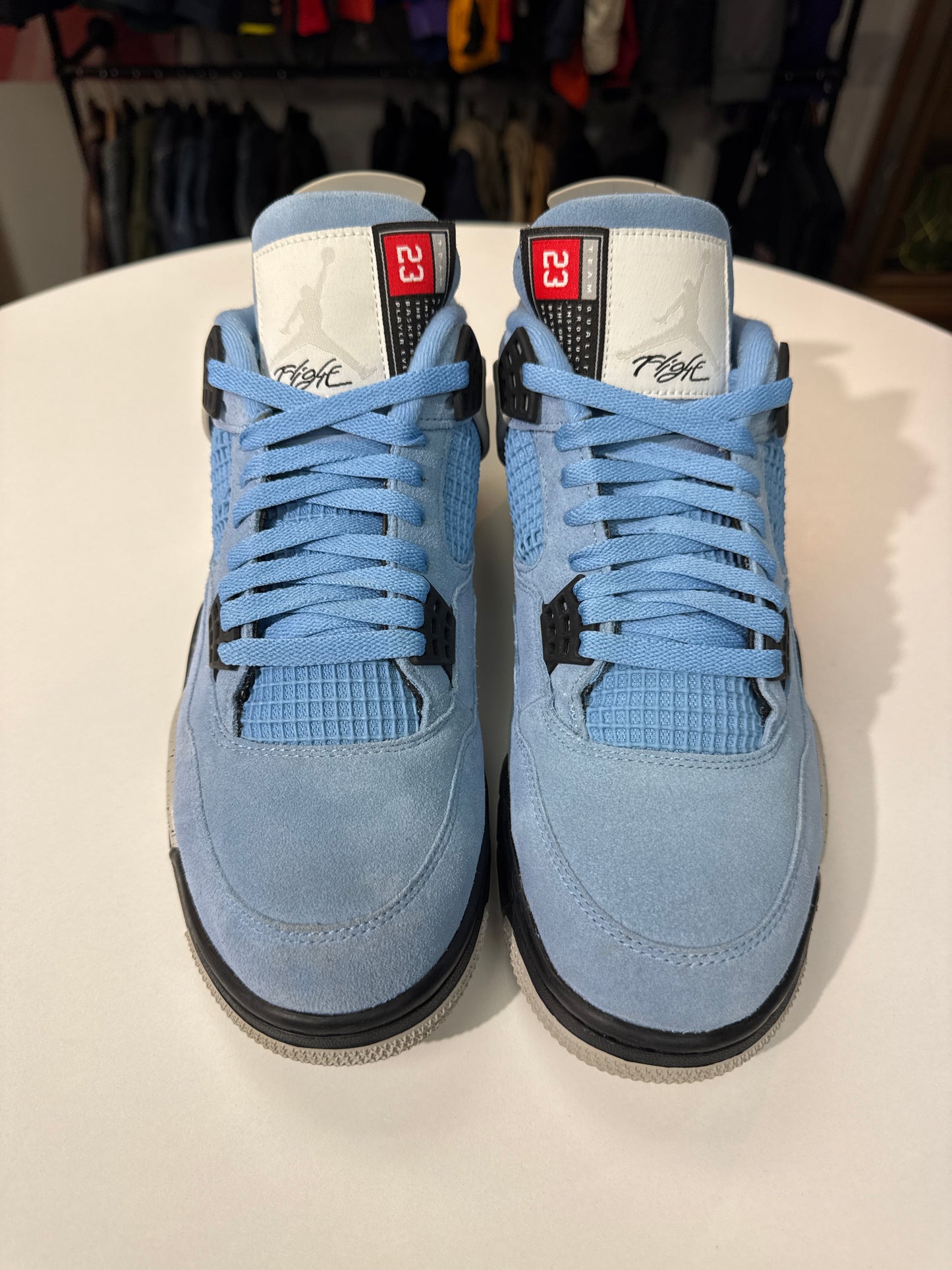 Preowned Jordan 4 University Blue