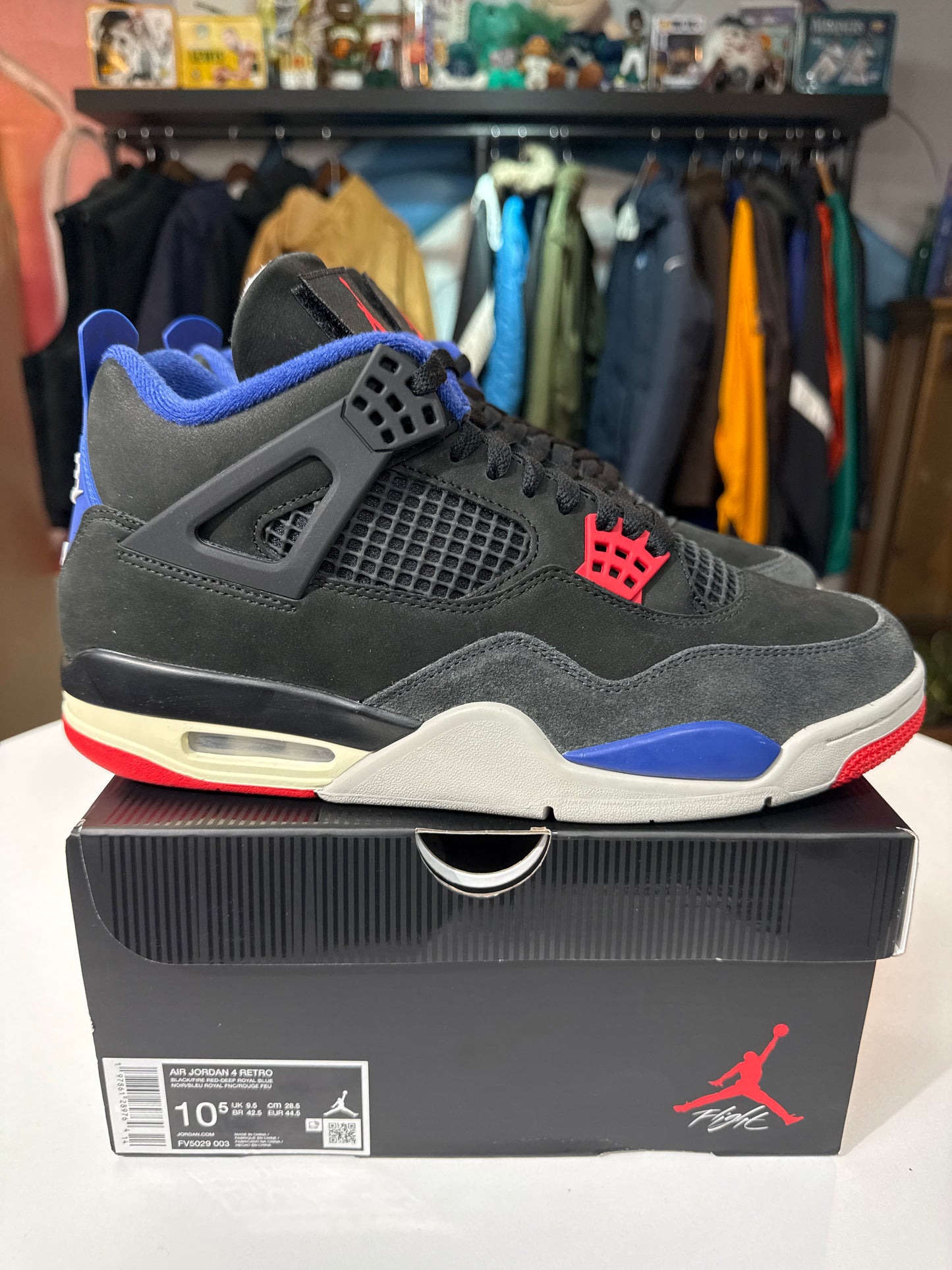 New Jordan 4 Rare Air (Gold Lettering)