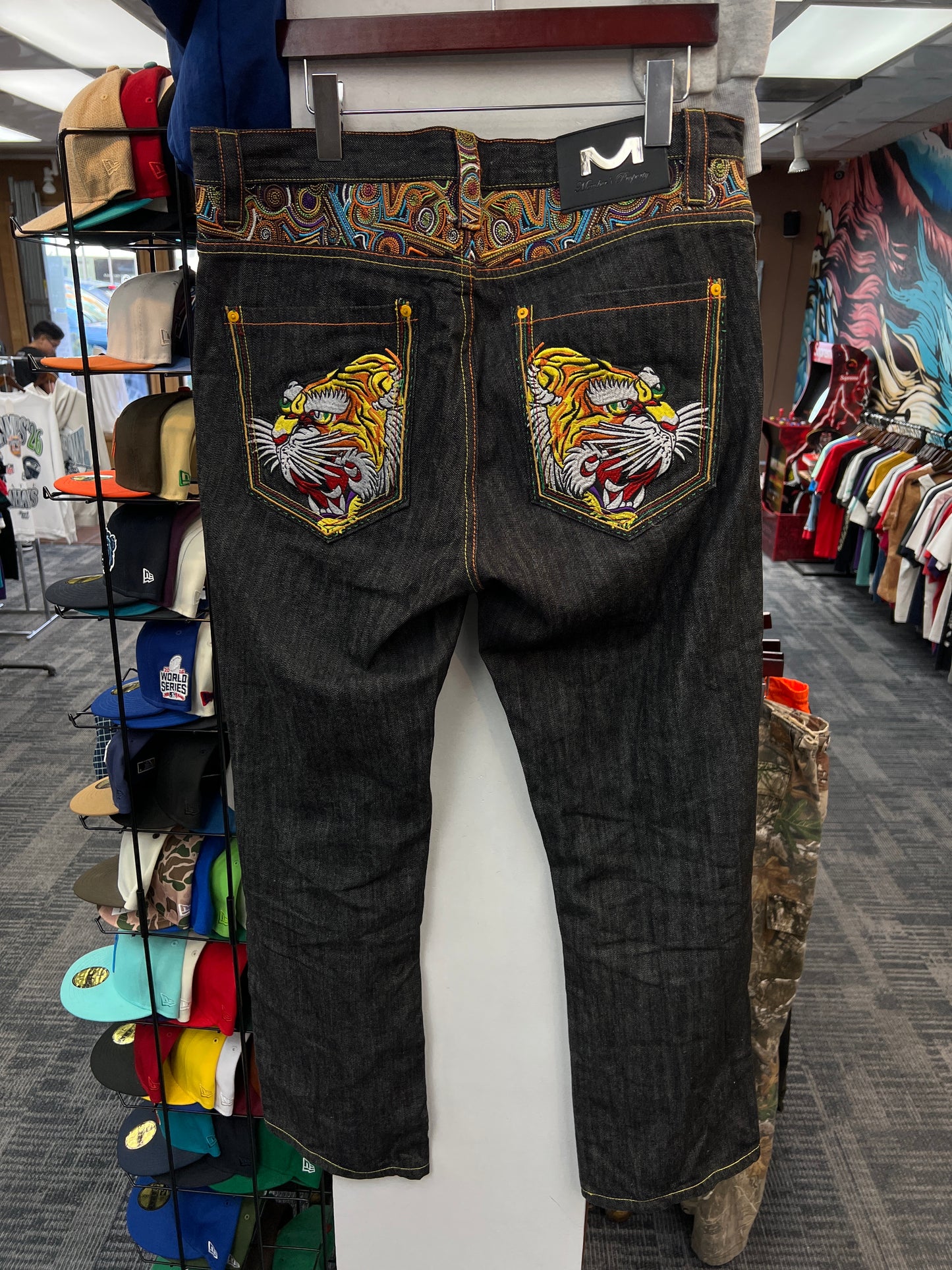 Members Property Black Tiger Denim