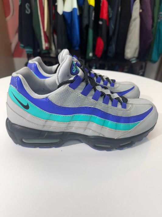 Preowned Wolf Grey Grape Air Max 95