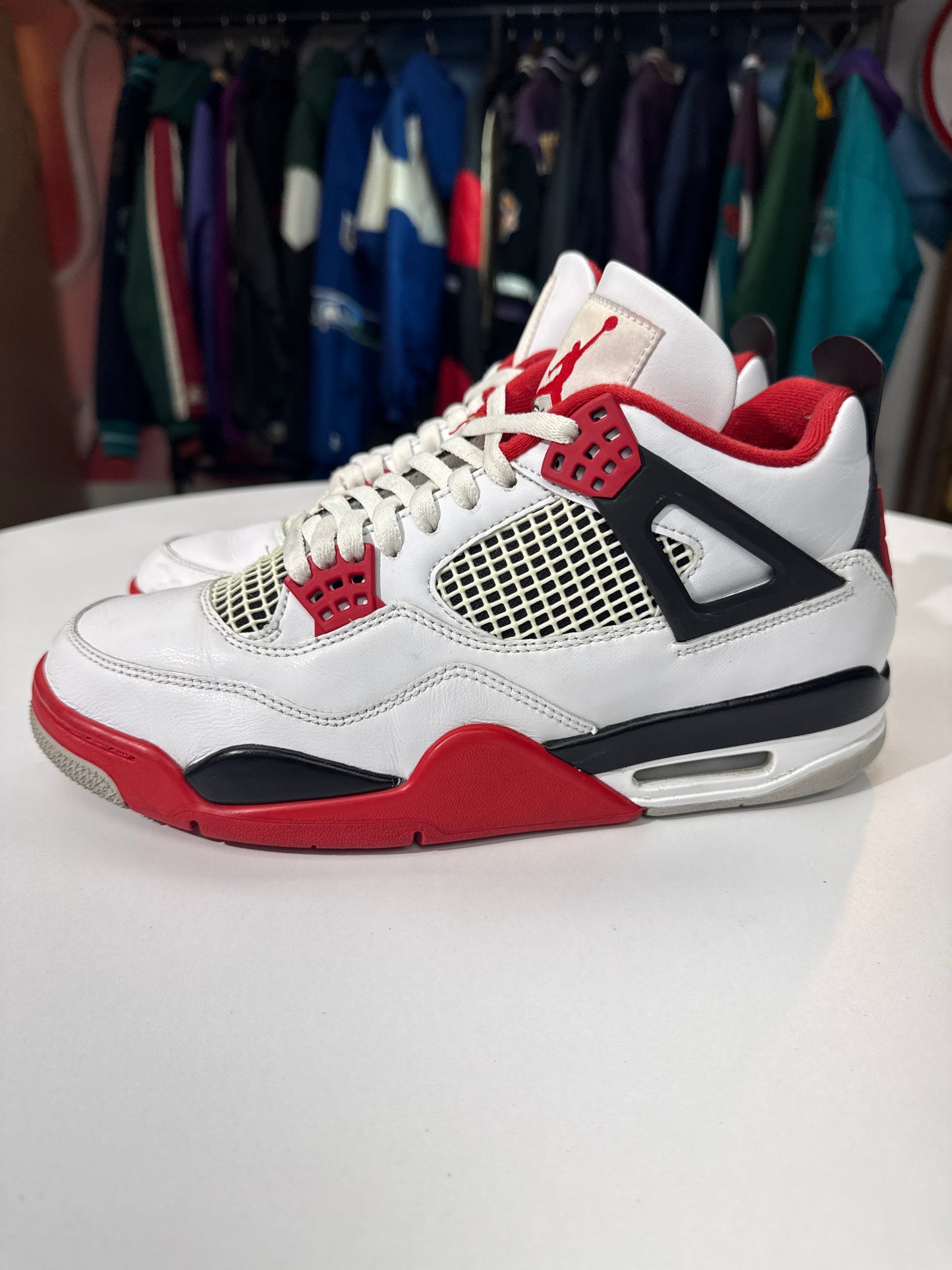 Preowned Jordan 4 Fire Red (2020)