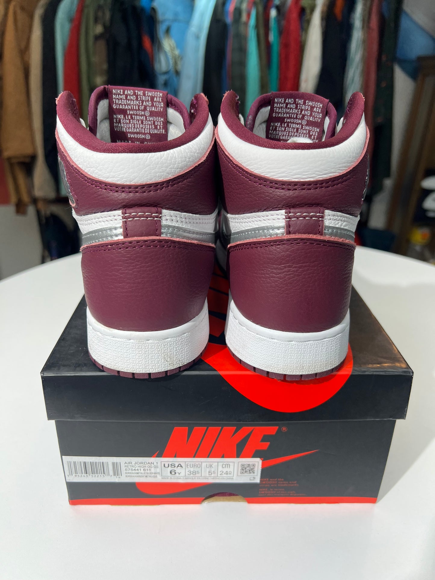 Preowned Jordan 1 Bordeaux