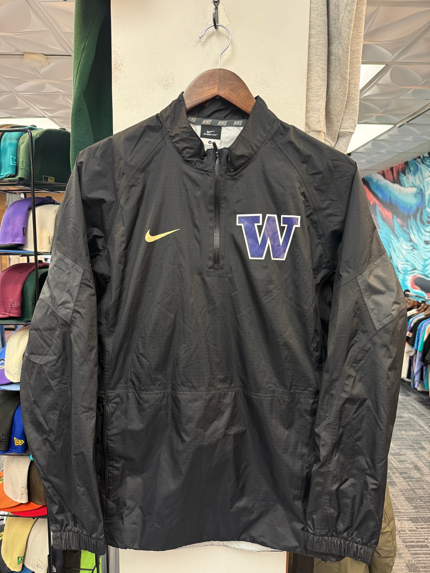 Nike U Of W QuarterZip Stormfit Jacket