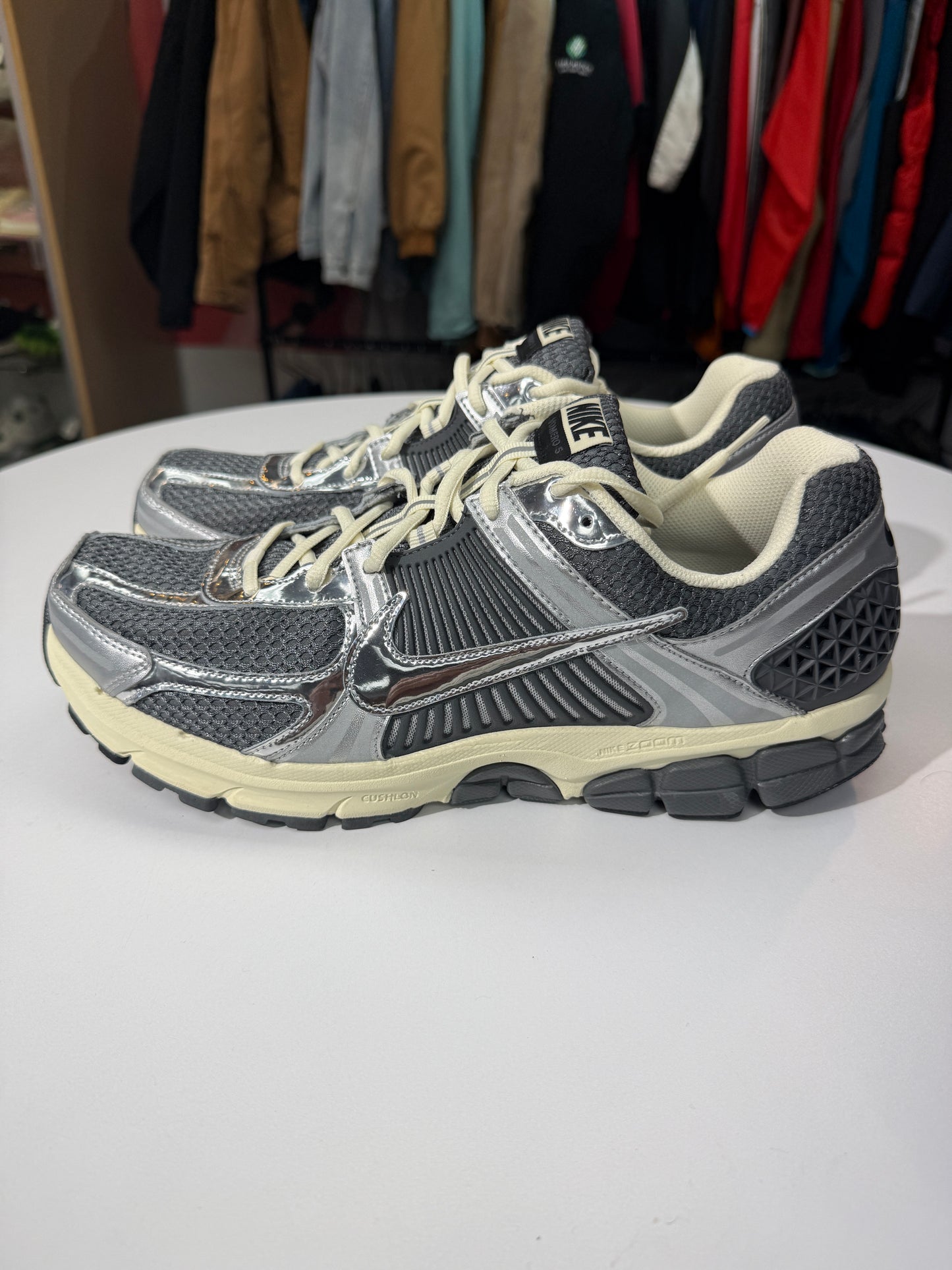VNDS Iron Grey Chrome Nike Zoom Vomero 5