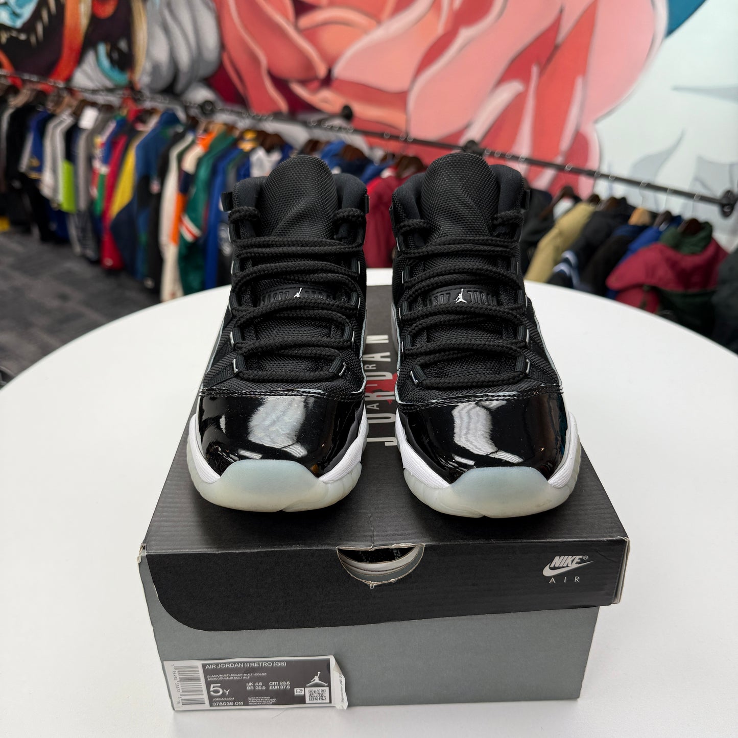 Preowned Jordan 11 Jubilee