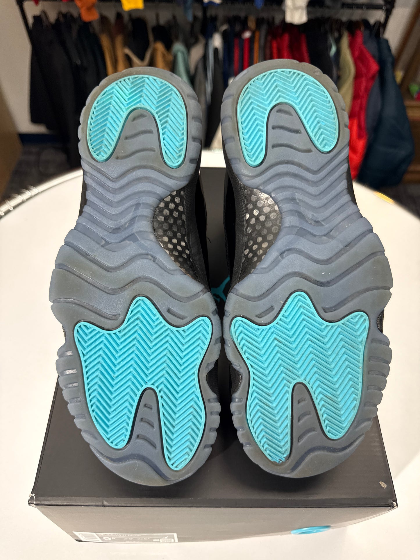 Preowned Jordan 11 Gamma Blue (2025)