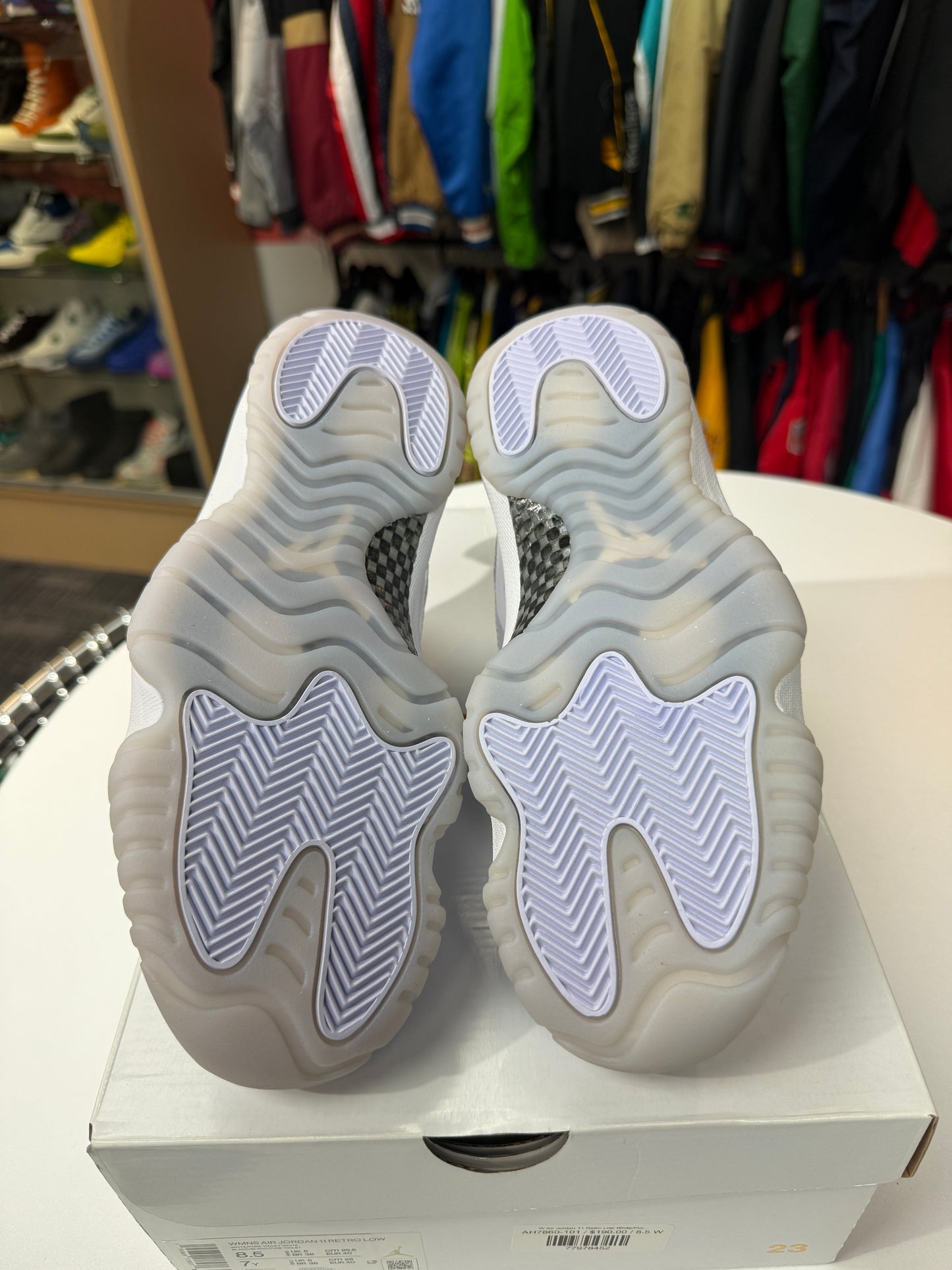 New Pure Violet Jordan 11 Low