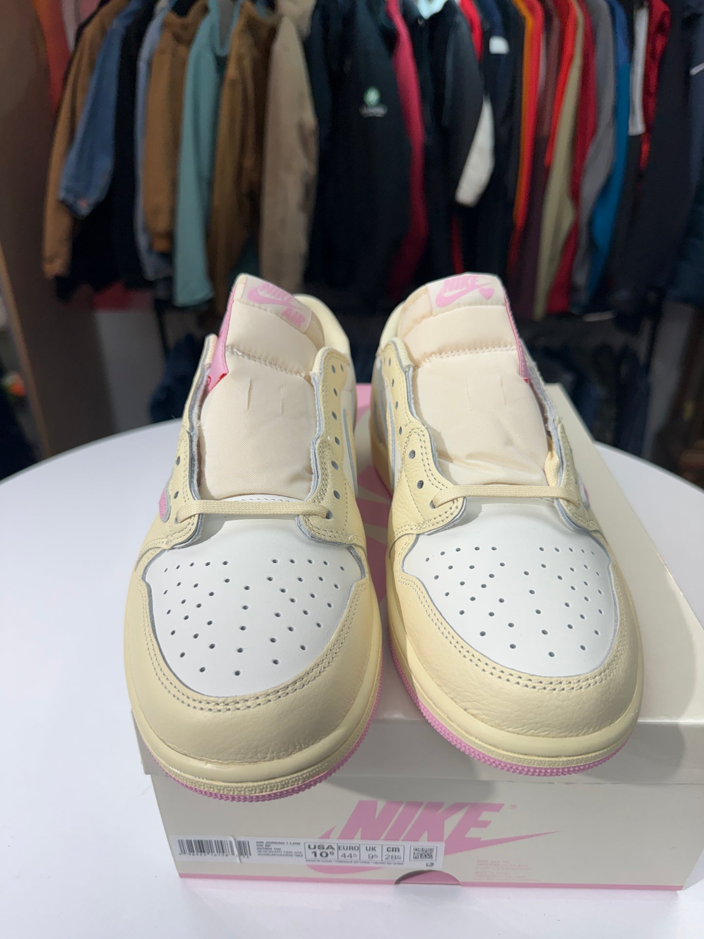 New Shy Pink Travis Scott Jordan 1 Low