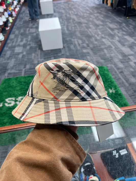 New Burberry Nova Check Bucket Hat