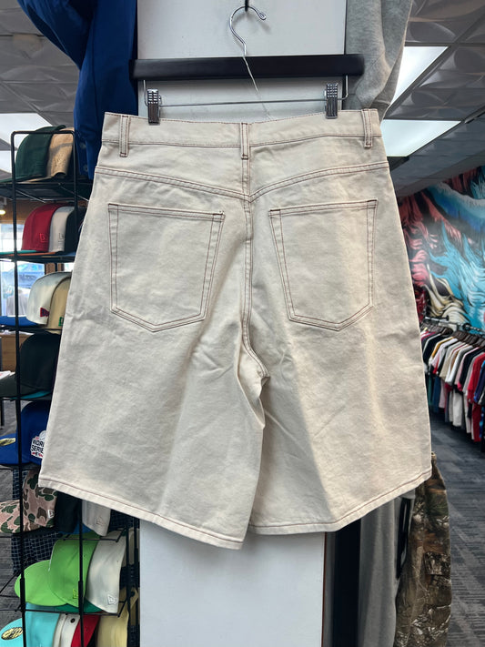 New GV Raspberry Hills Cream Jorts