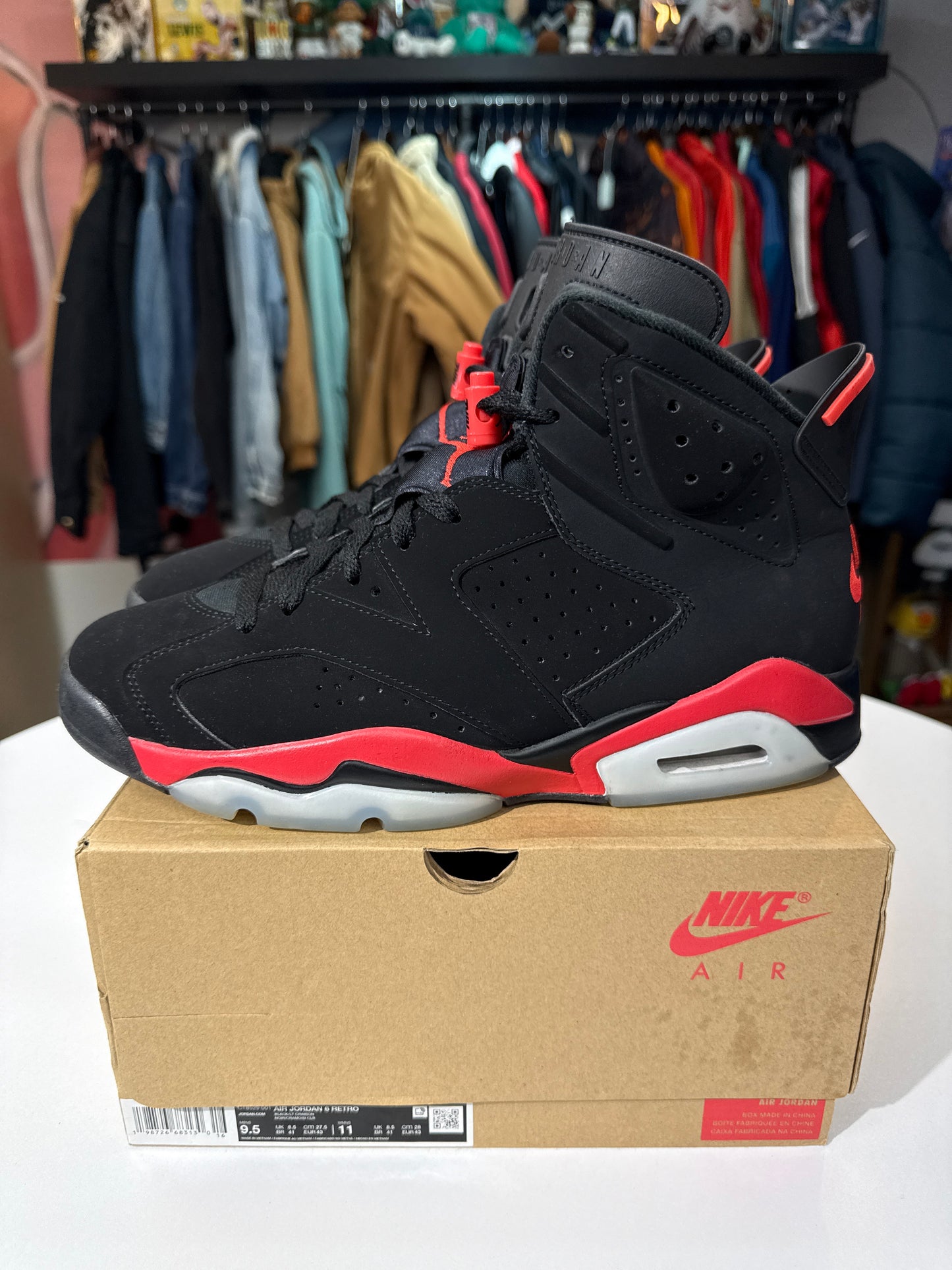 Preowned Jordan 6 Infrared Salesman