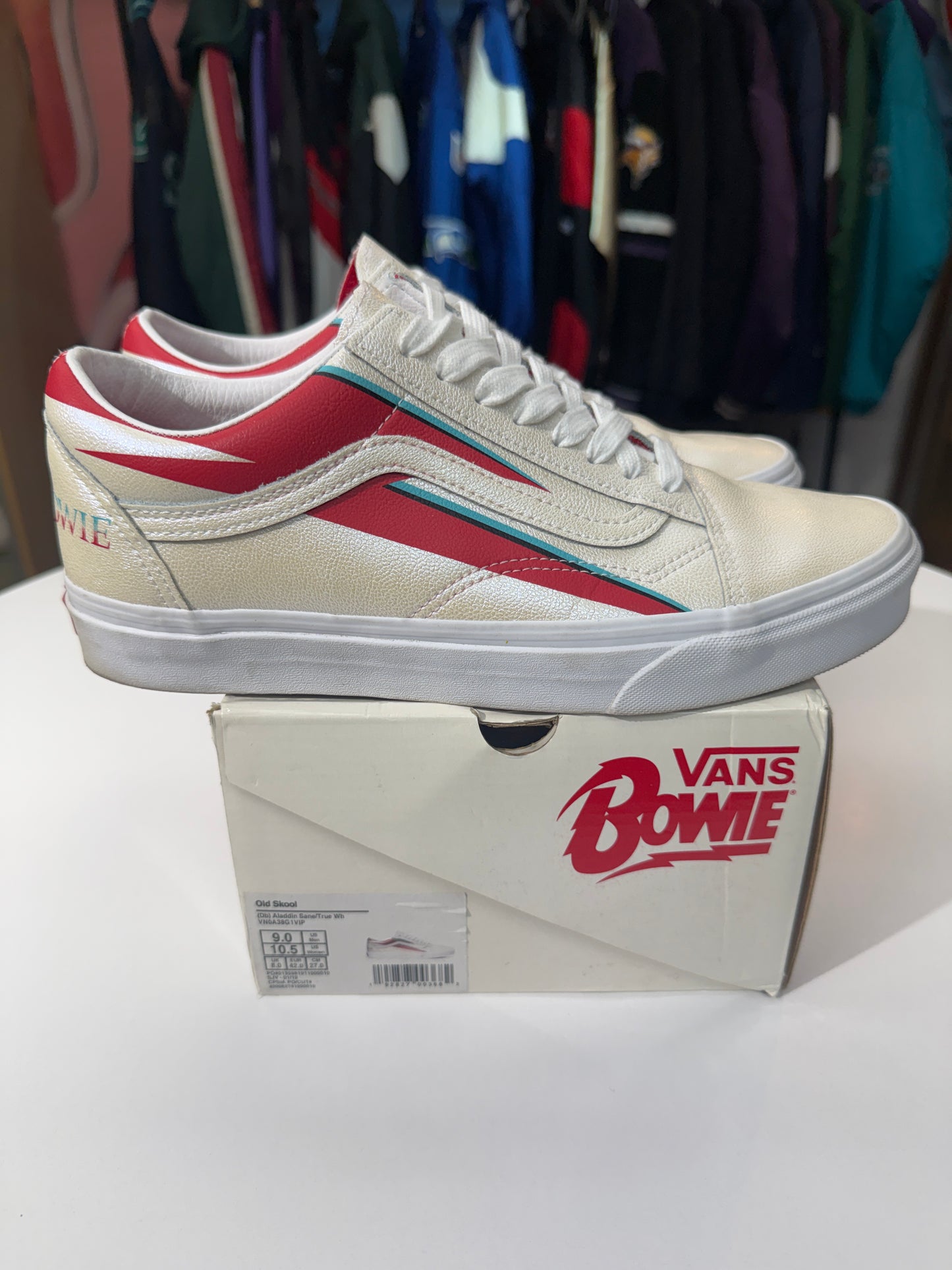 Preowned David Bowie Aladdin Sane Vans
