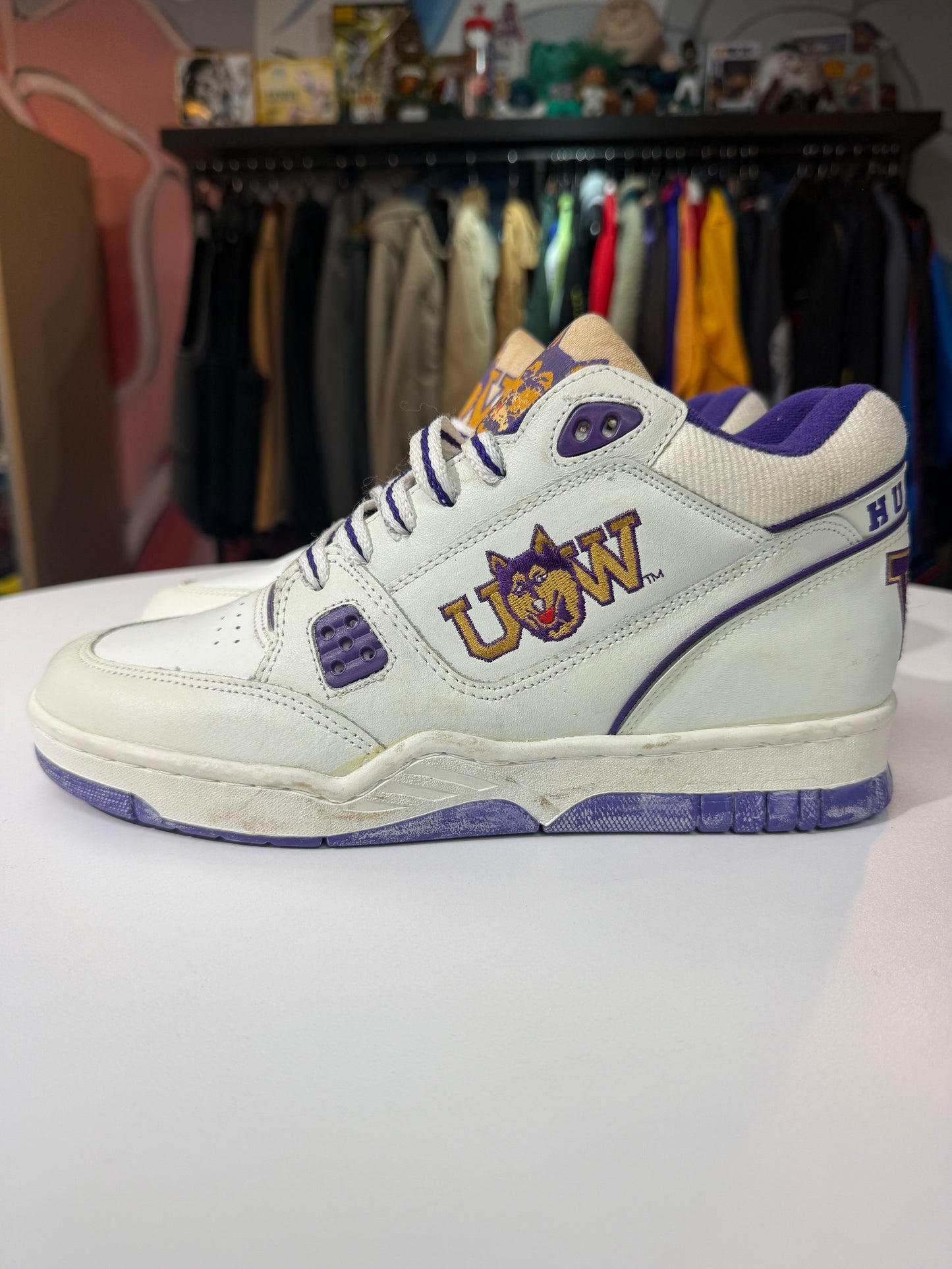 Preowned U of W Huskies Pro Joggs