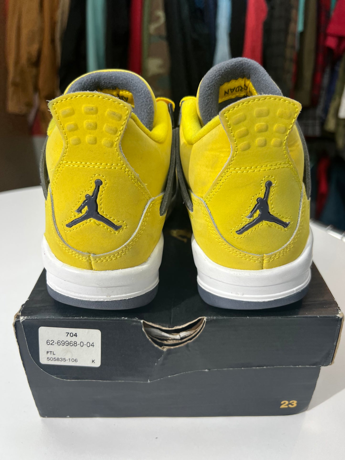 Preowned Jordan 4 Lightning