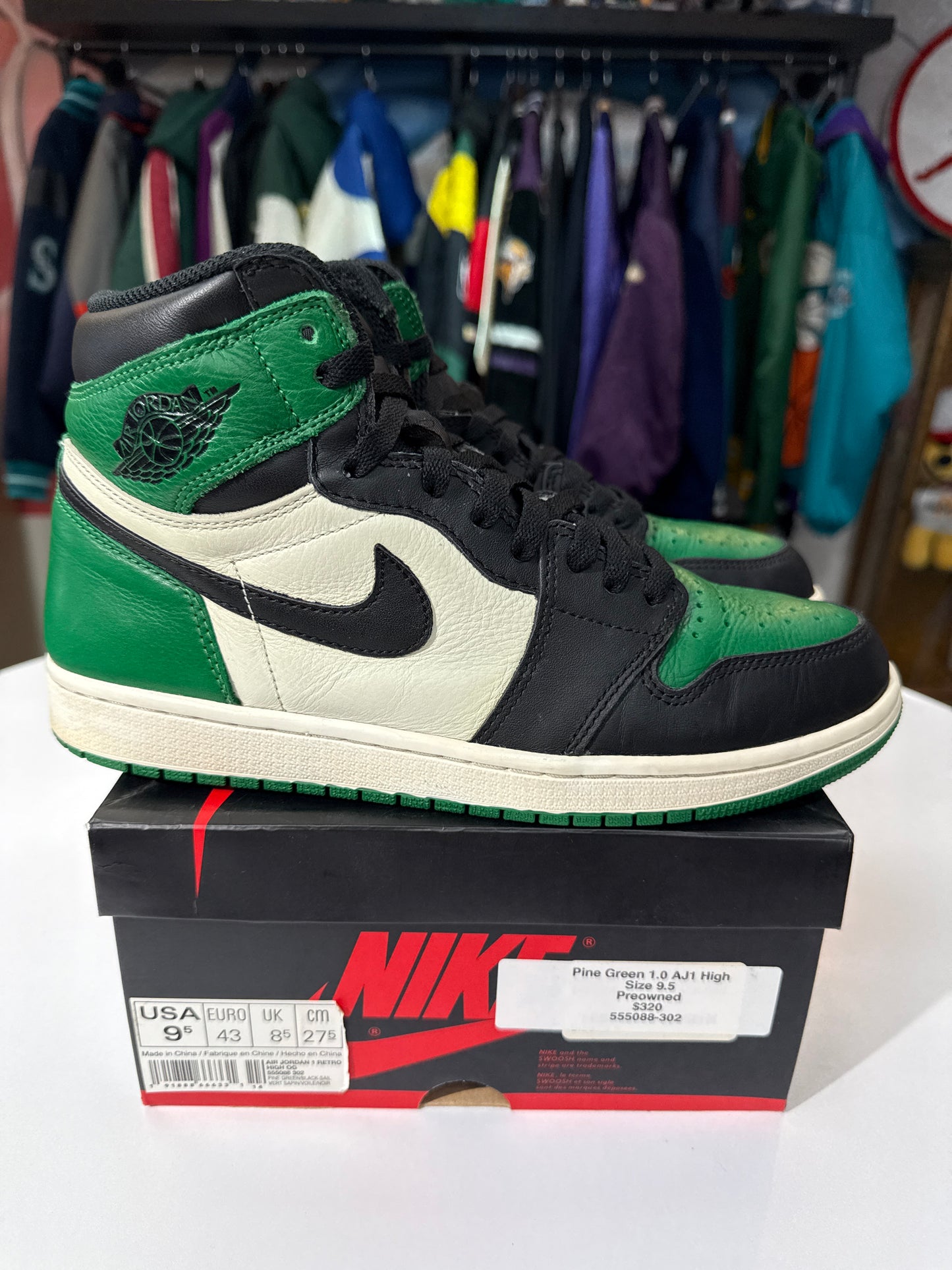 Preowned Jordan 1 Pine Green