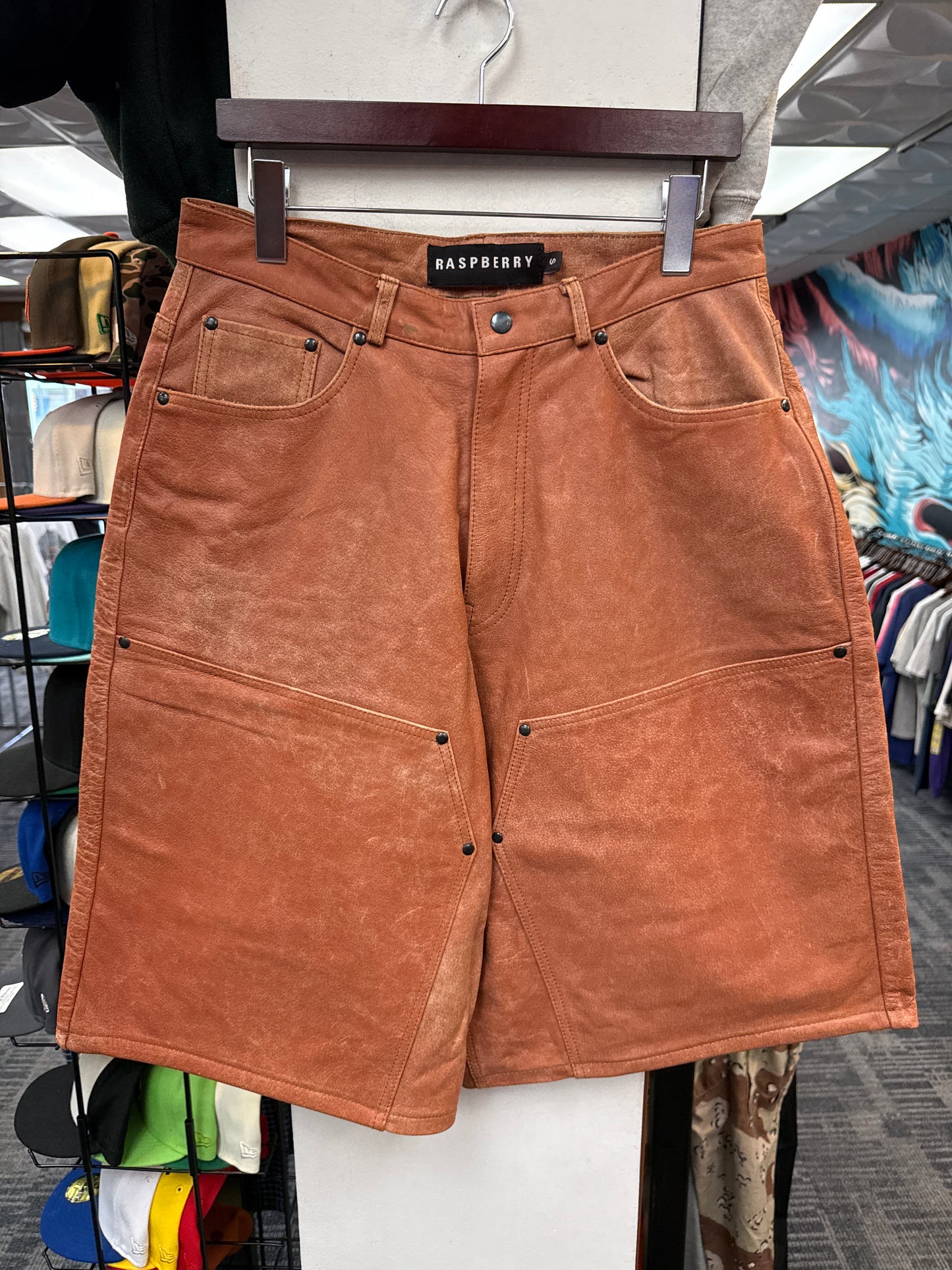 New GV Raspberry Hills Mojave Leather Shorts