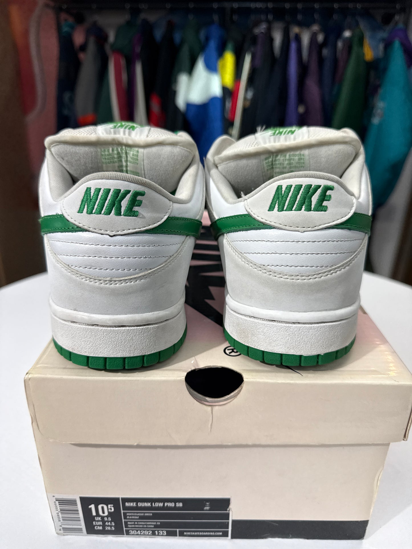 Preowned Nike SB Dunk Low White Classic Green (2004)