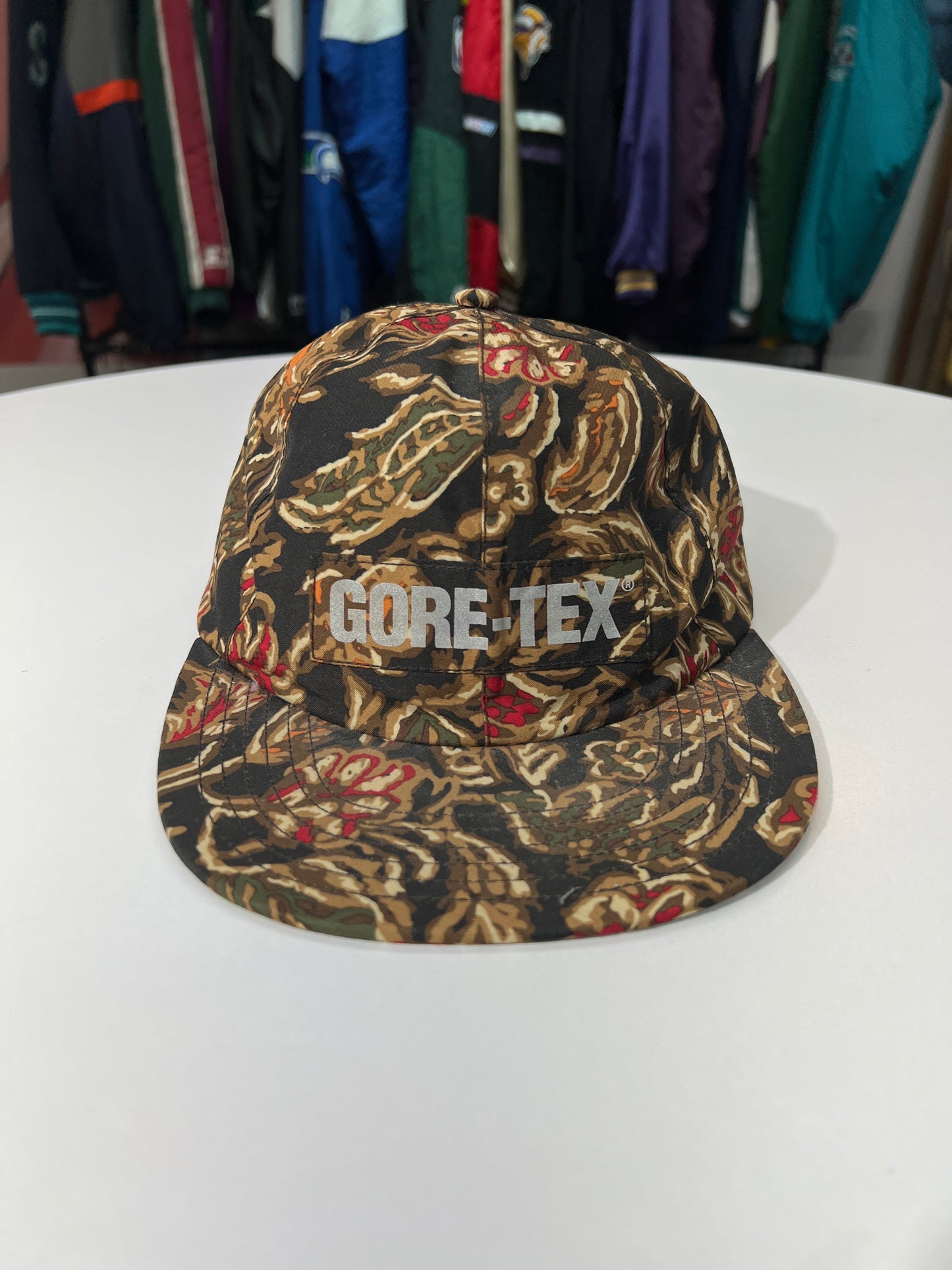 Supreme GORE-TEX 6 Panel Hat Flower