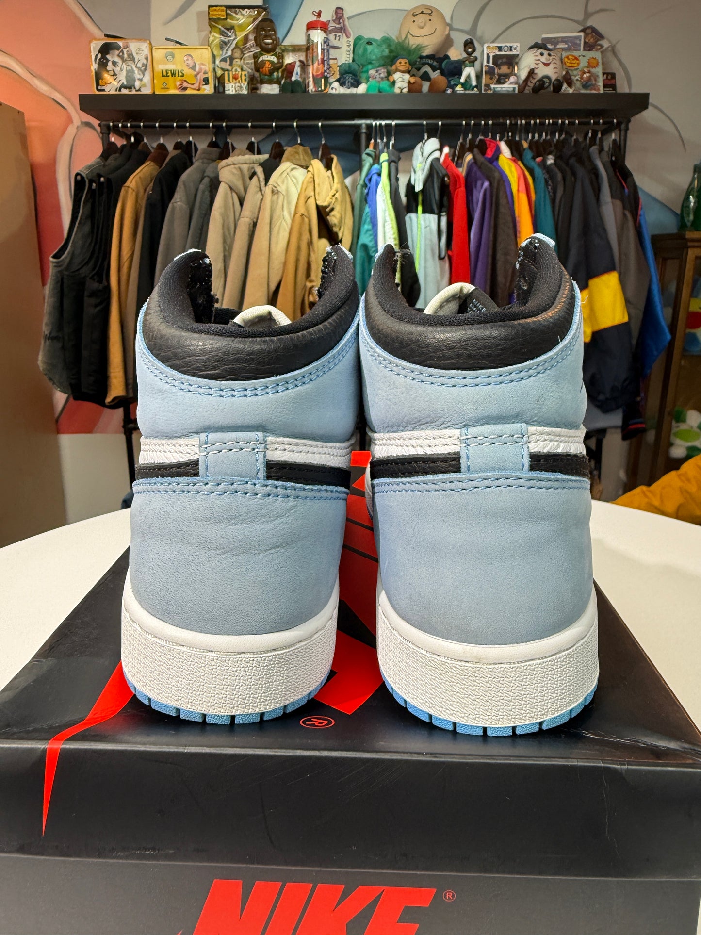 Preowned University Blue Jordan 1