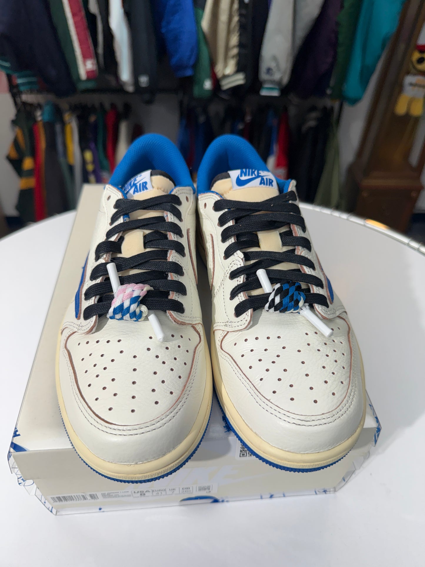 Preowned Fragment X Travis Scott Jordan 1 Low