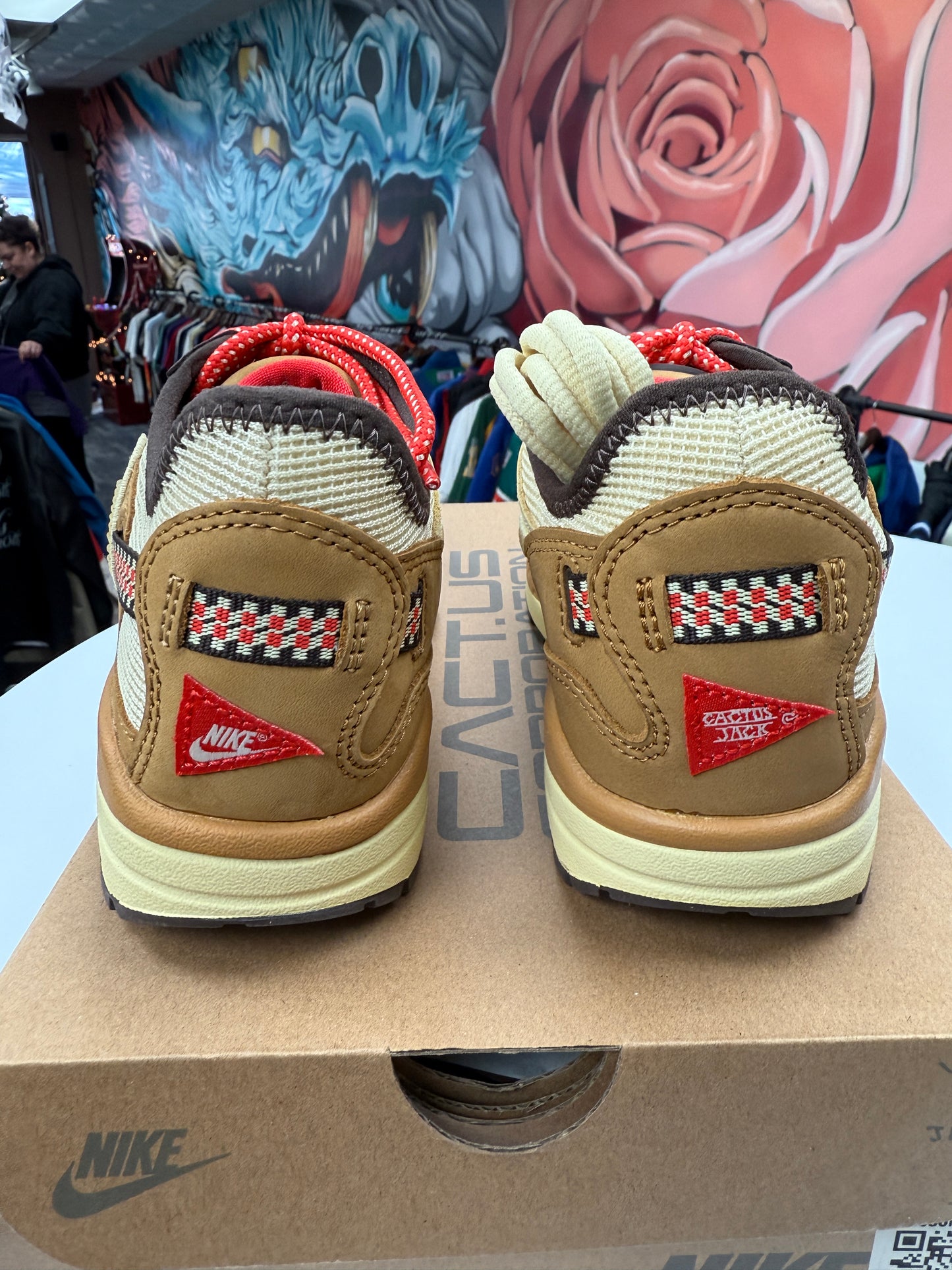 New! Travis Scott Lemon Drop Air Max 1