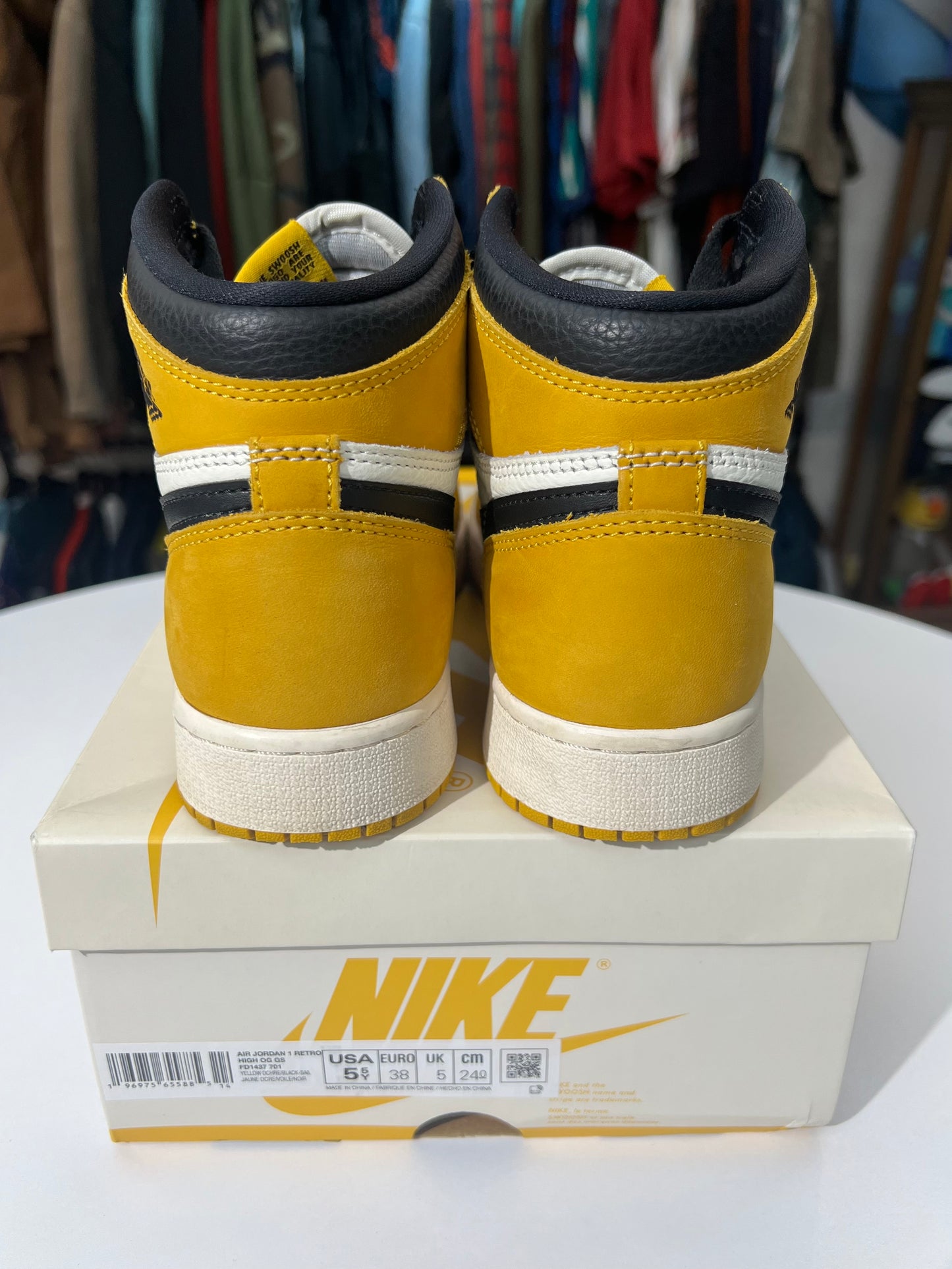 Preowned Jordan 1 Yellow Ochre