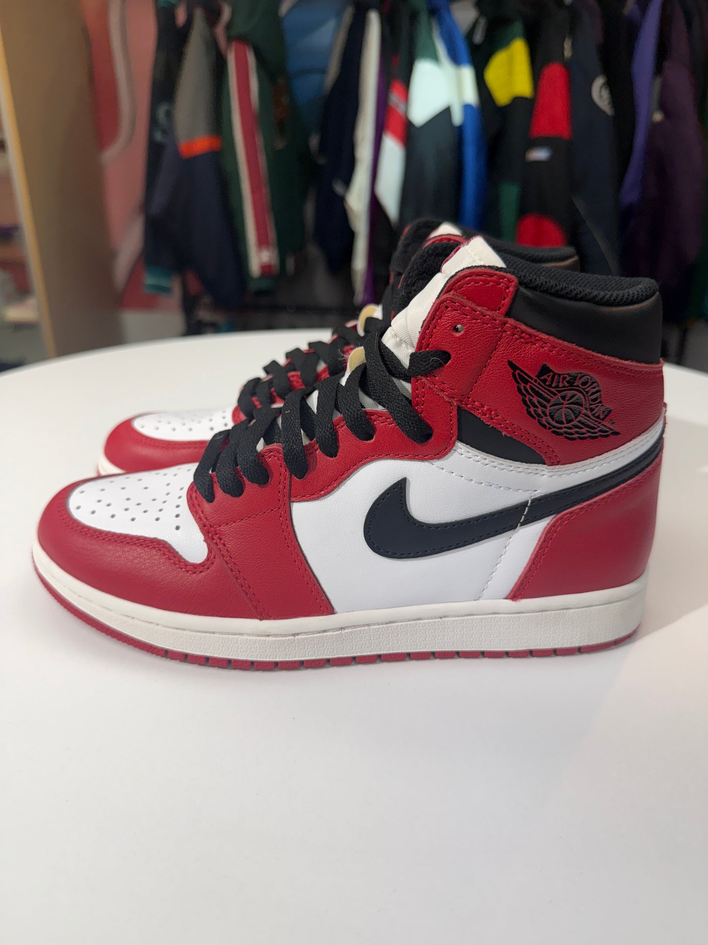 Preowned Chicago Jordan 1 (2015)