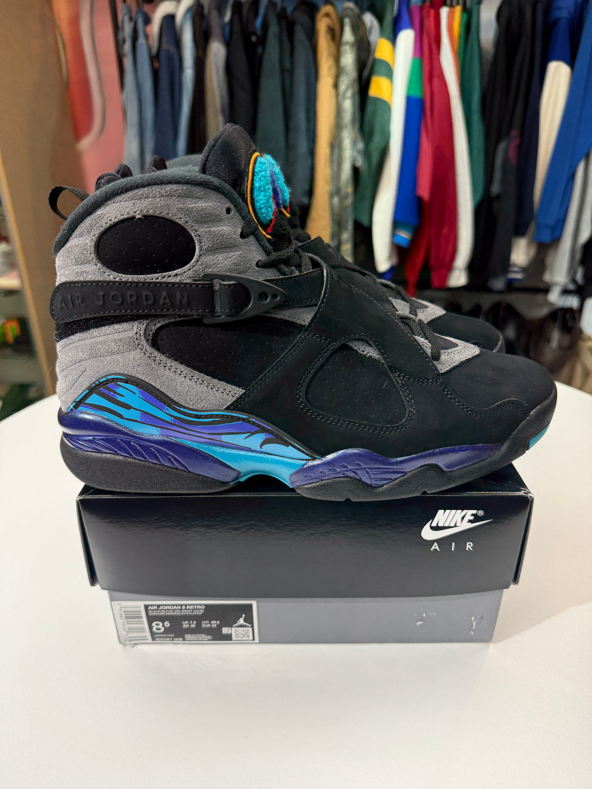 Preowned Aqua Jordan 8 (2025)
