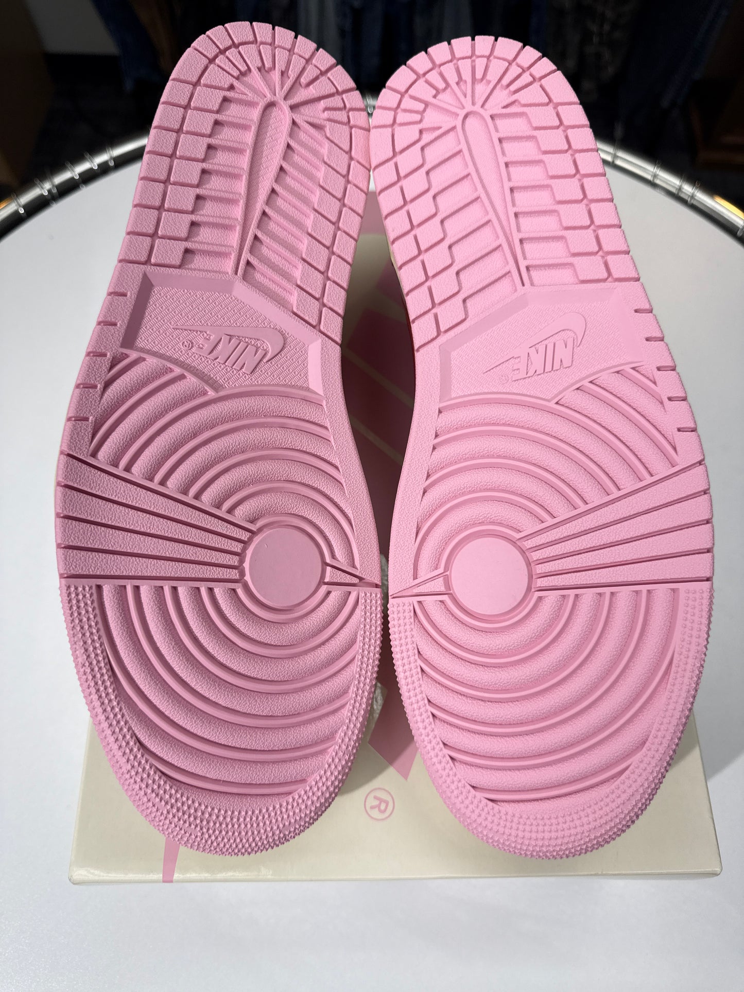 New Jordan 1 Low Travis Scott Tropical Pink
