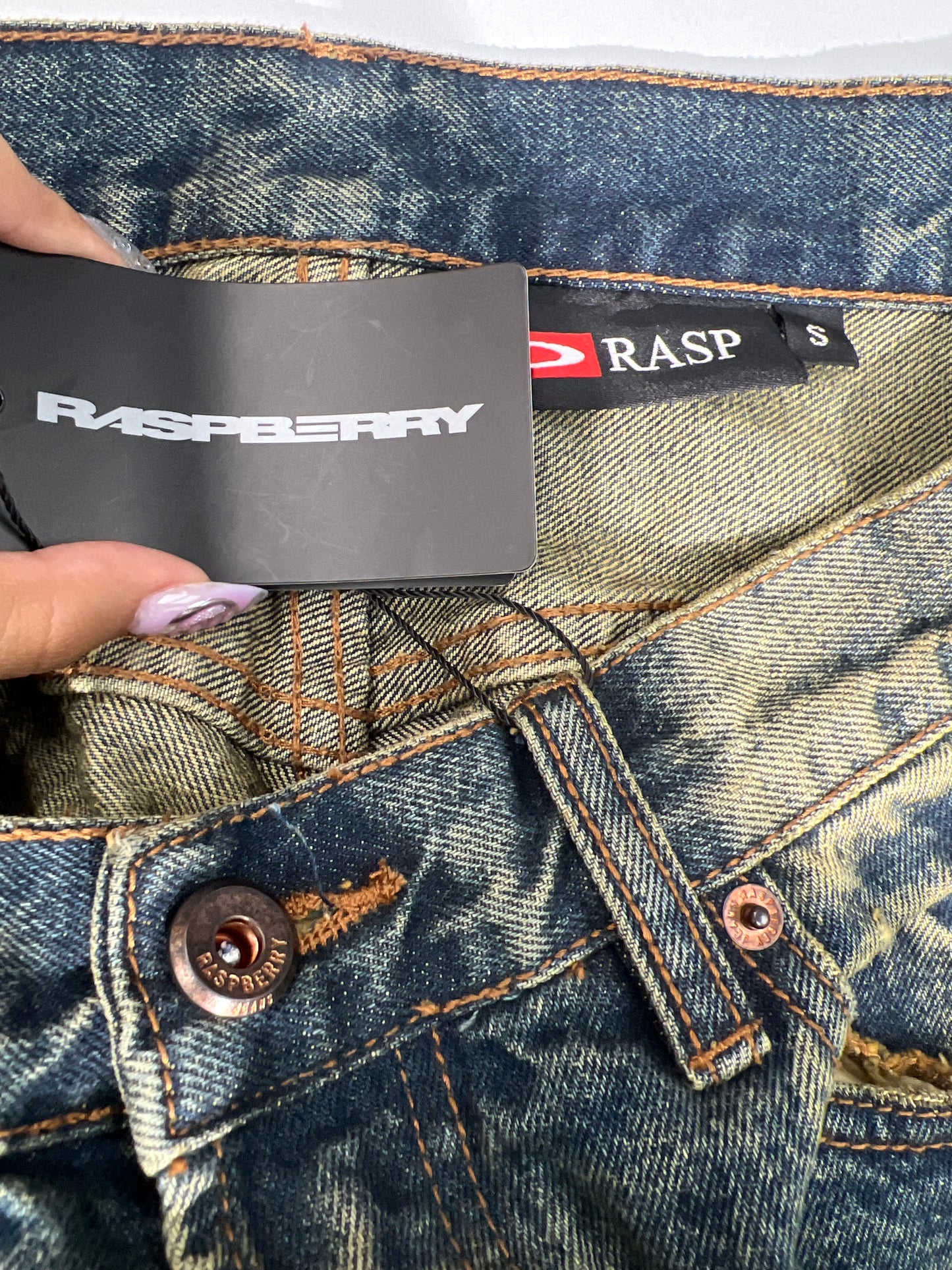 New GV Raspberry Hills Mud Wash Jeans