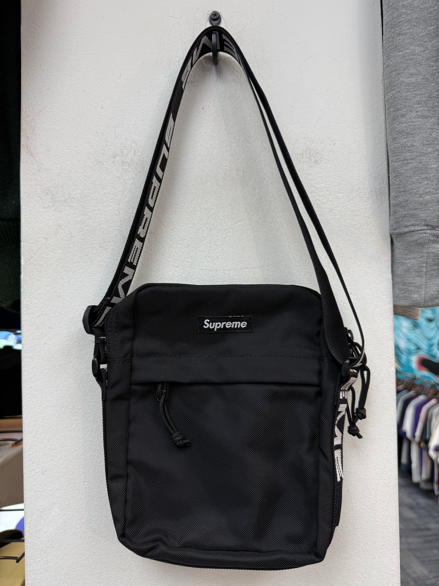 Supreme Shoulder Bag (SS18)