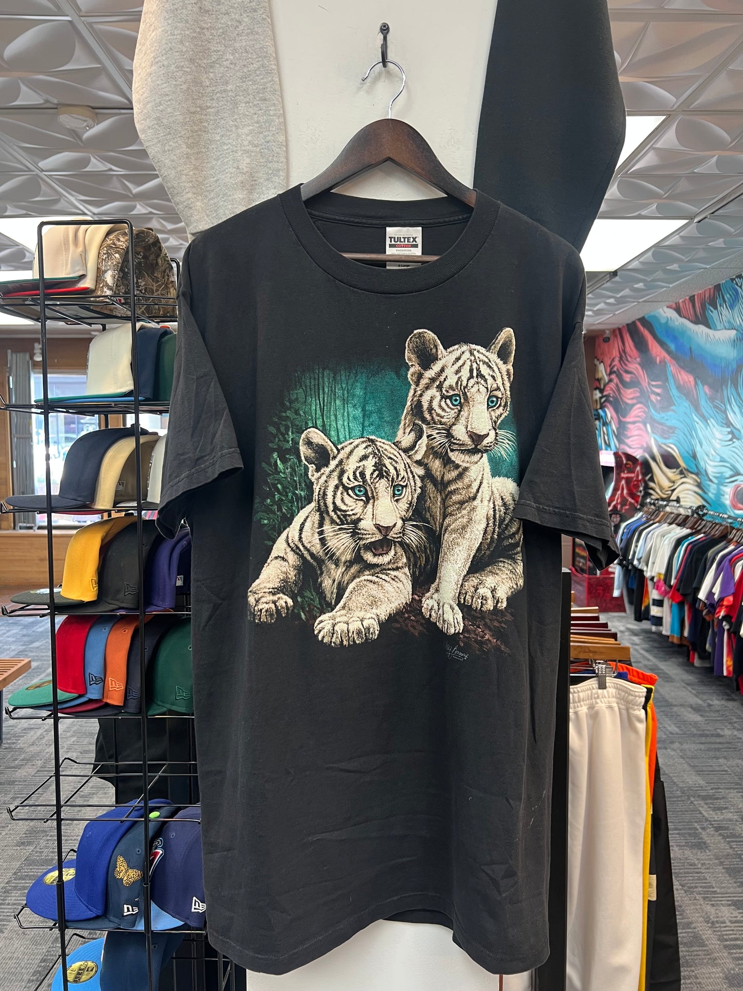 Vintage 90’s White Tiger Cub Tee