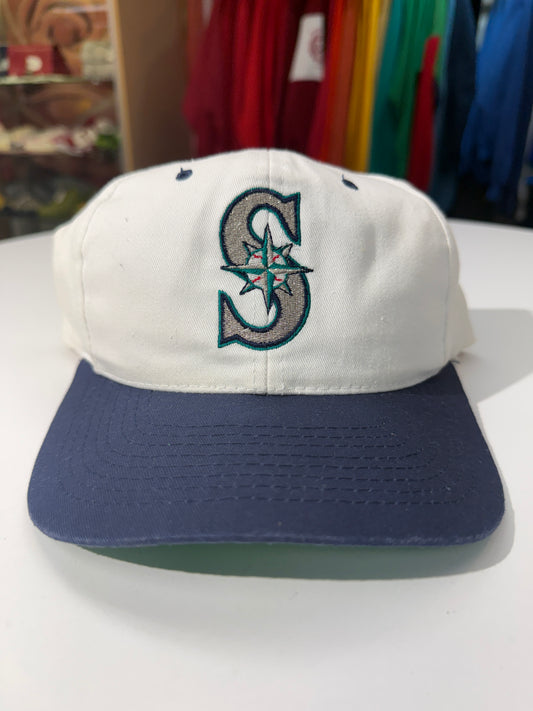 Vintage Mariners White Snap