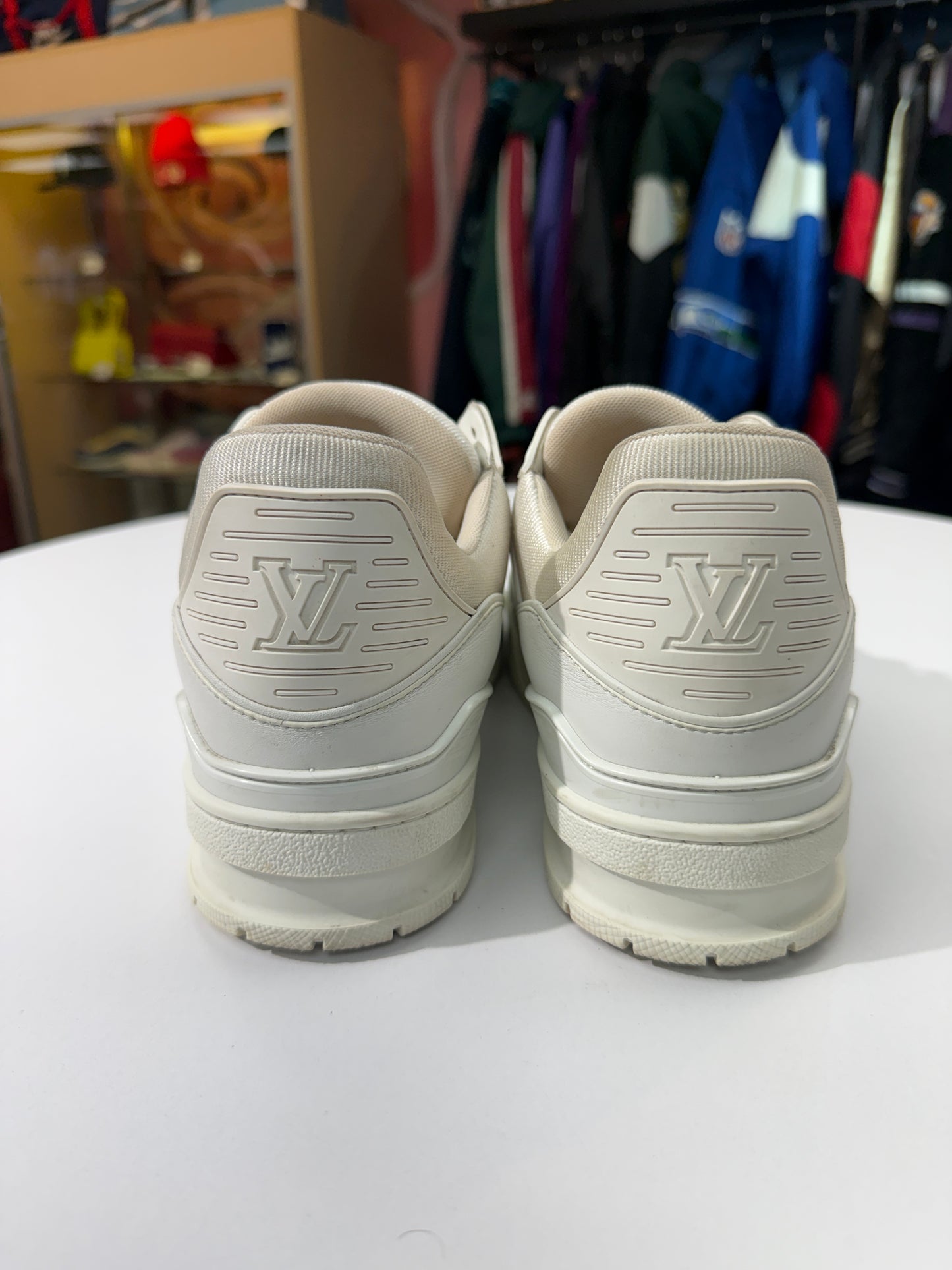 Preowned White Louis Vuitton LV Trainers