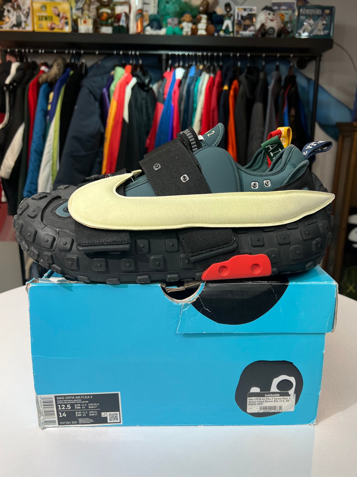 Preowned Cactus Plant Flea Market Nike Air Flea 2 Faded Spruce