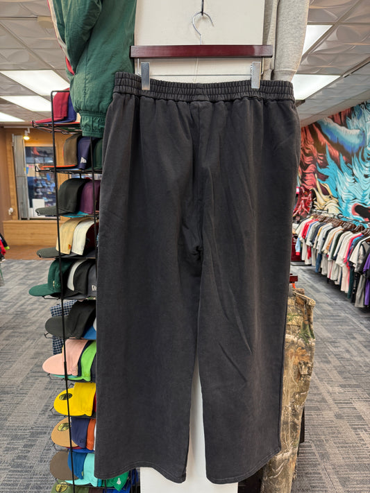 New GV Raspberry Hills R Sport Black Sweats