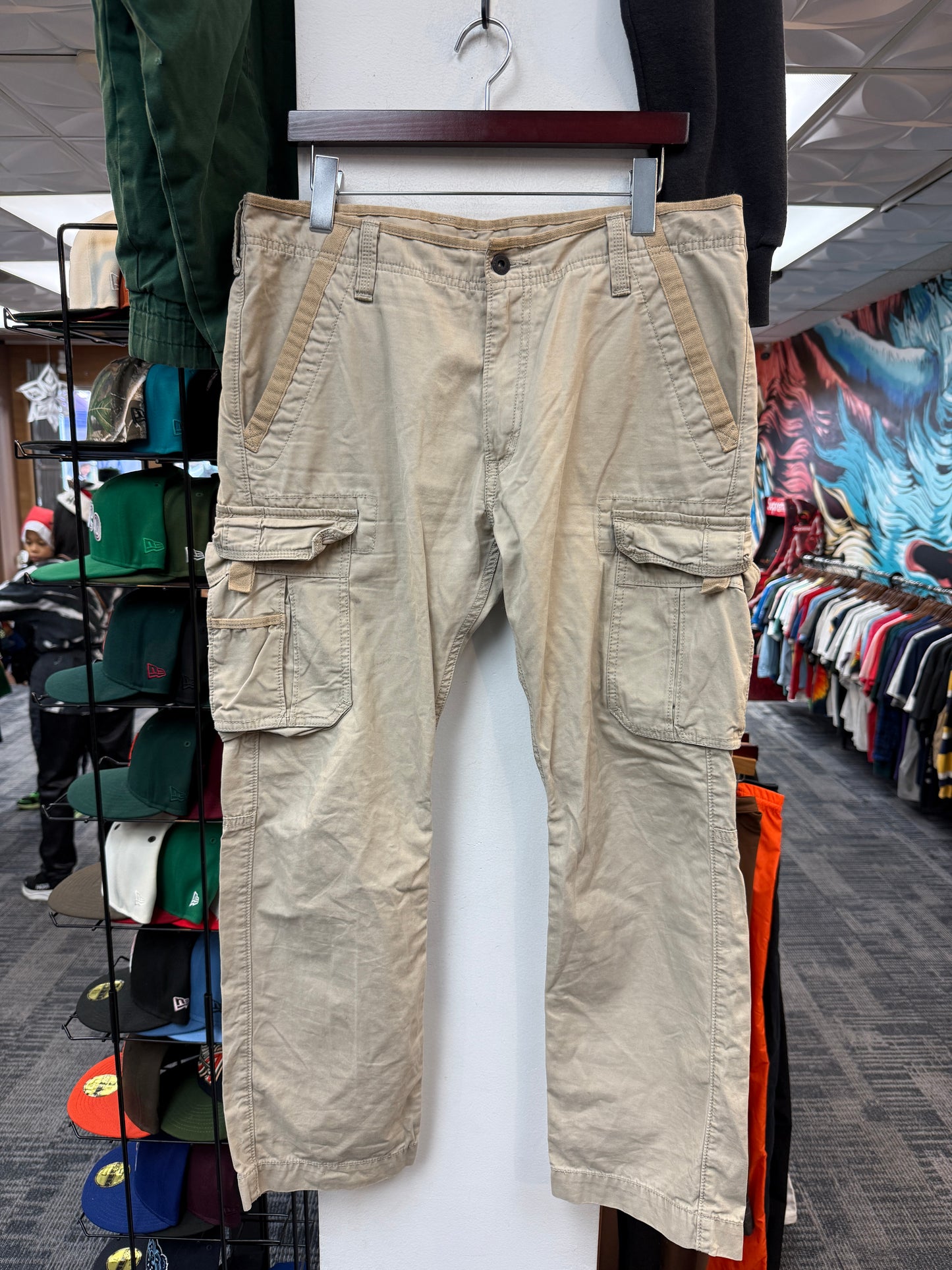Levi Cargo Pants