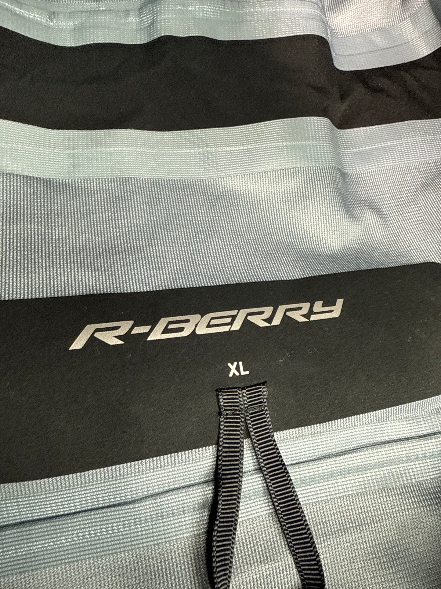 GV Raspberry Hills Casamigo Rain Jacket