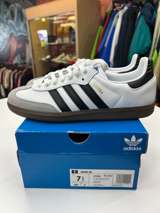 New Cloud White Core Black Adidas Sambas OG