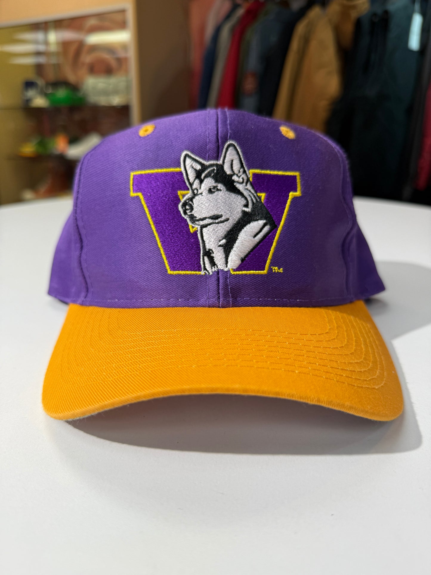 Vintage UW Huskies SnapBack